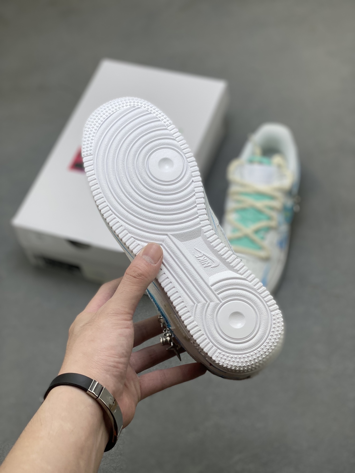 Nike Air Force 1 '07 Low White/Multi-Color Casual Sneakers 7 i1756312105576 1212 0 5