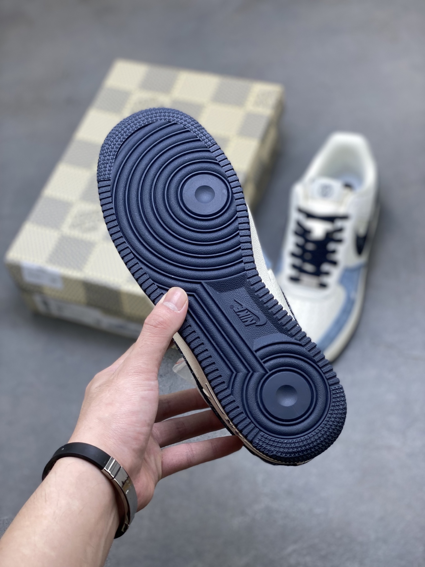 Nike Air Force 1 Low Louis Vuitton Custom Sneakers - Limited Edition 29 i1756396876175 530 0 5