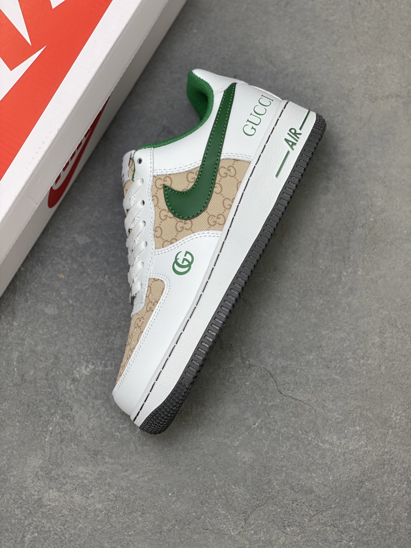 Nike Air Force 1 '07 Low Custom Gucci Sneakers - Limited Edition 8 i1756396918812 3163 0 6