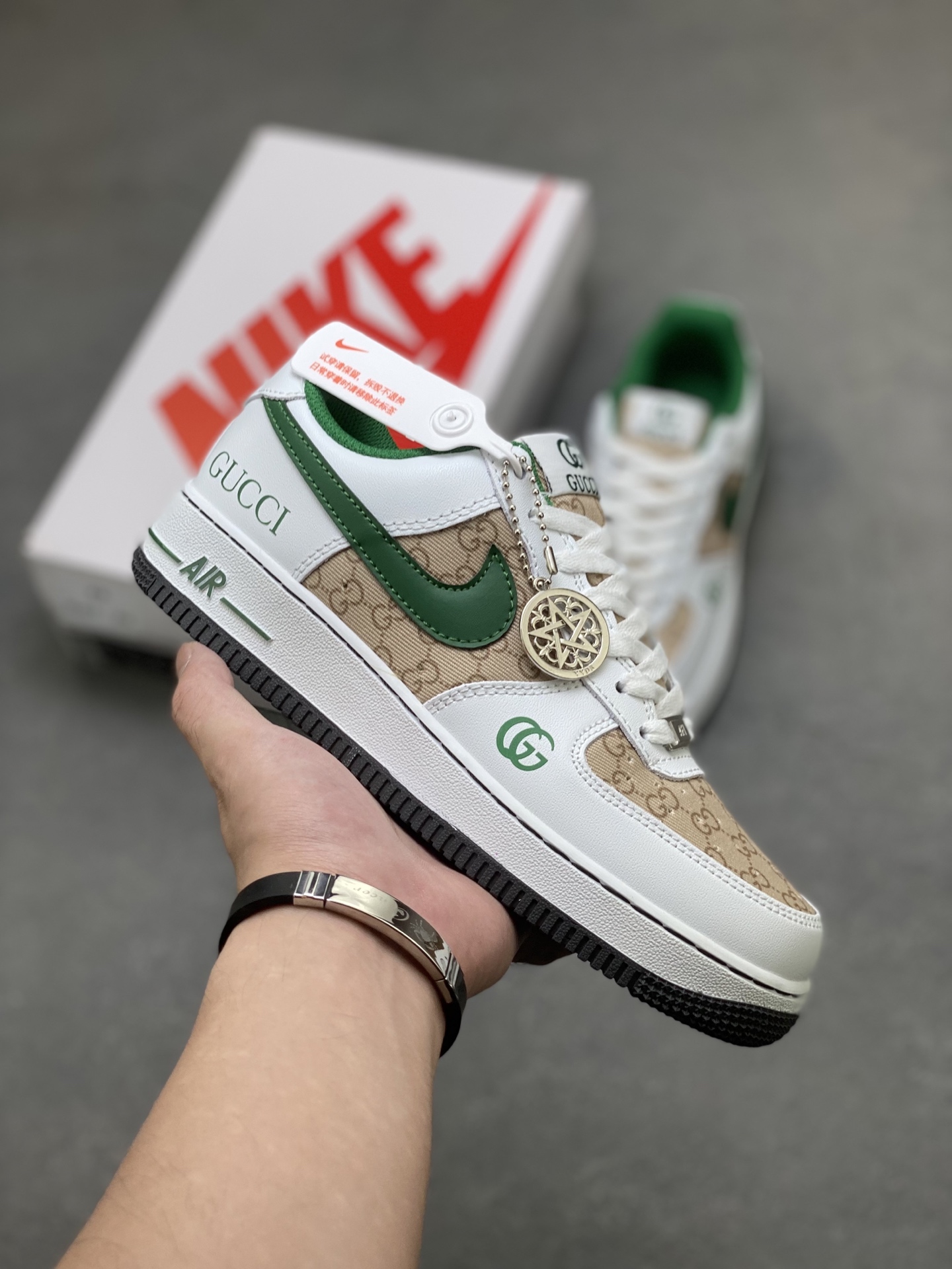 Nike Air Force 1 '07 Low Custom Gucci Sneakers - Limited Edition 2 i1756396918981 2393 0 0