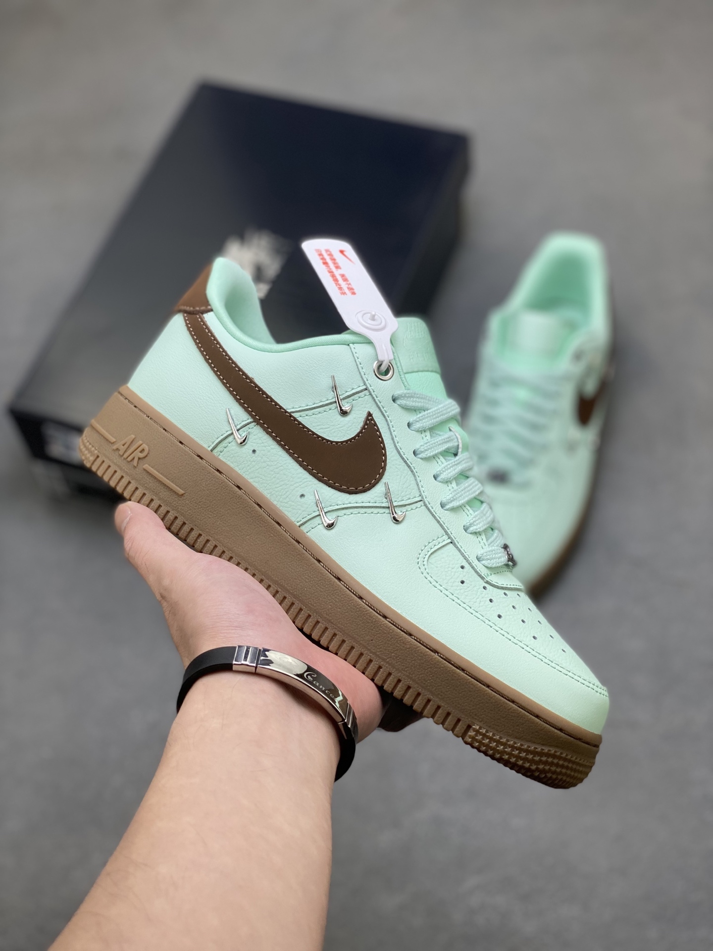 Nike Air Force 1 '07 Low Mint Green/Brown - Limited Edition Sneaker 2 i1756399535686 5468 0 0