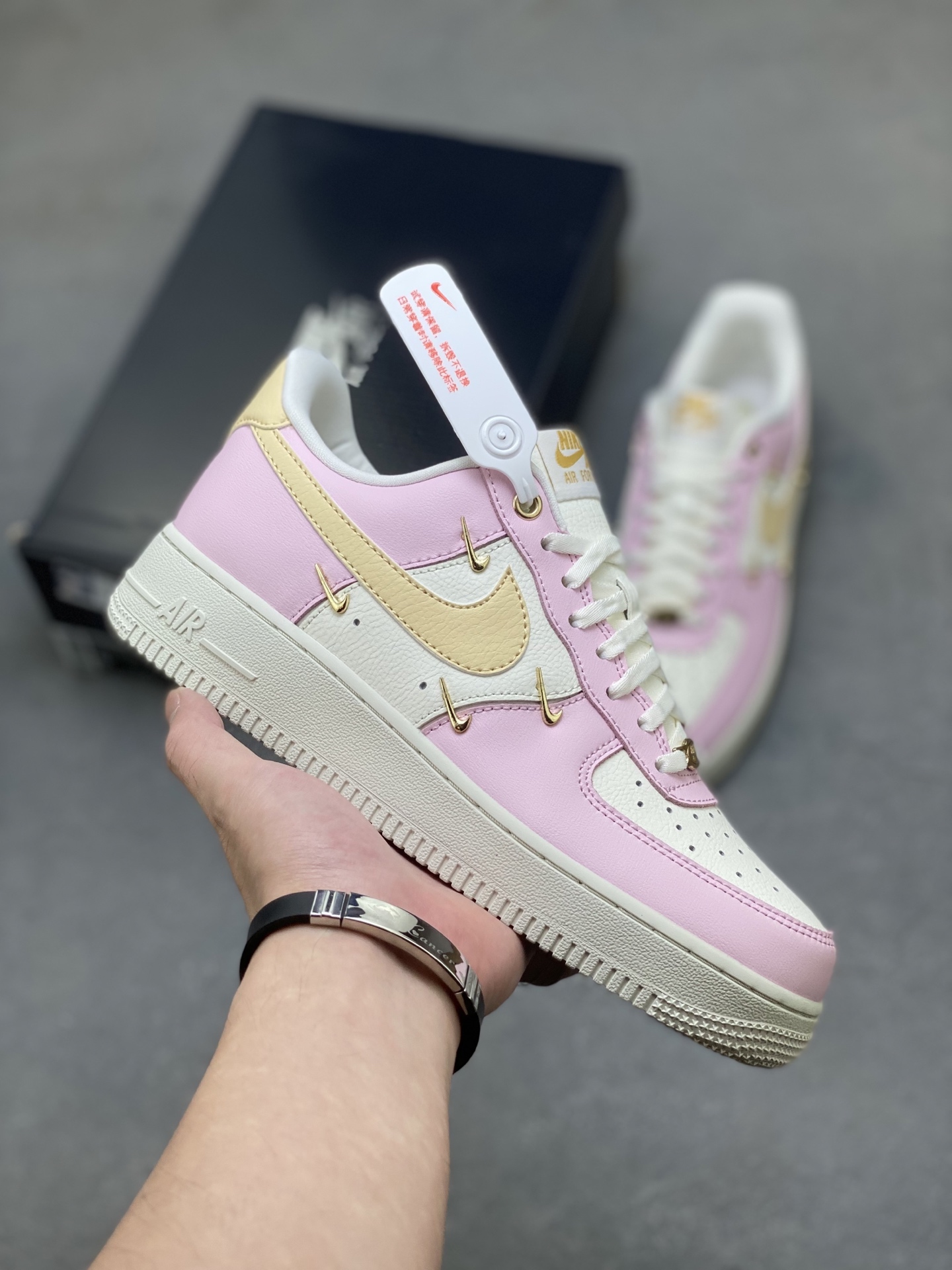 Nike Air Force 1 '07 Low Pink Gold Stitching Women's Shoes IB2574-600 24 i1756399576566 7783 0 0