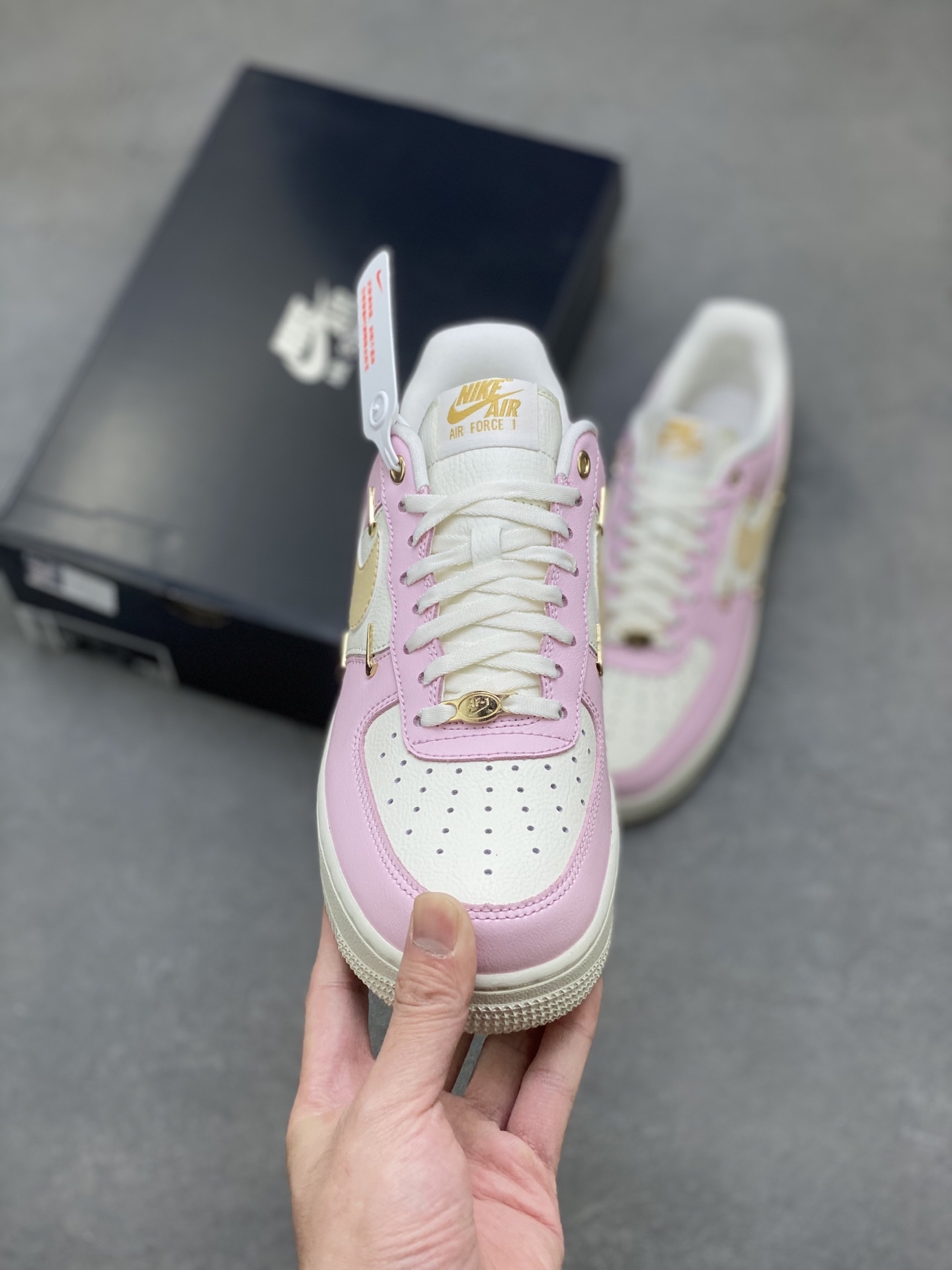 Nike Air Force 1 '07 Low Pink Gold Stitching Women's Shoes IB2574-600 25 i1756399580511 1588 0 1