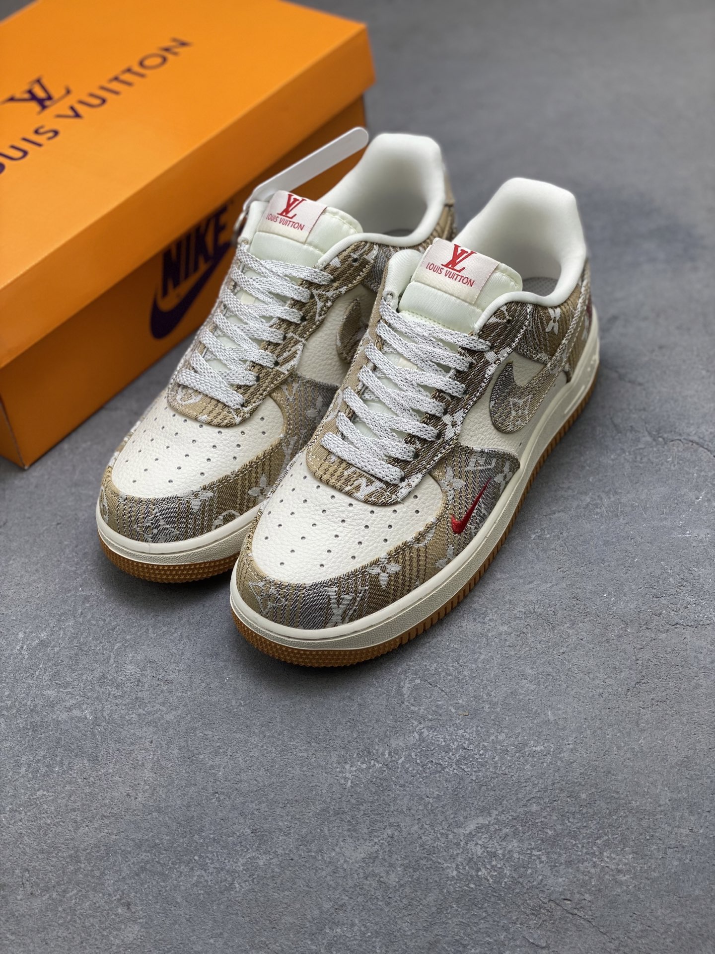 Nike Air Force 1 '07 Low: A Stylish and Limited Edition Sneaker 9 i1756484455188 5851 0 7