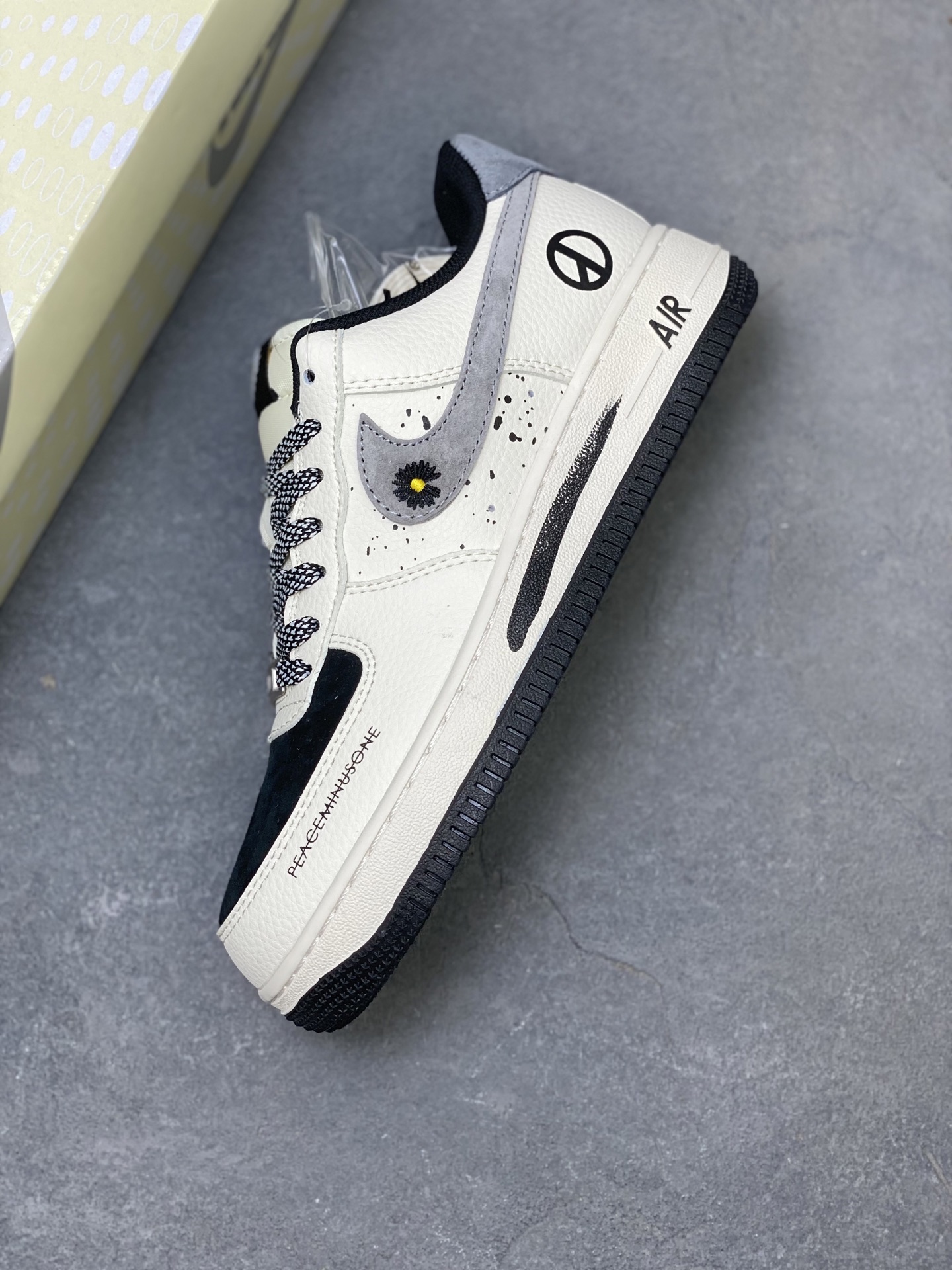 Nike Air Force 1 '07 Low PEACEMINUSONE - Limited Edition Sneakers 8 i1756486789573 3295 0 6