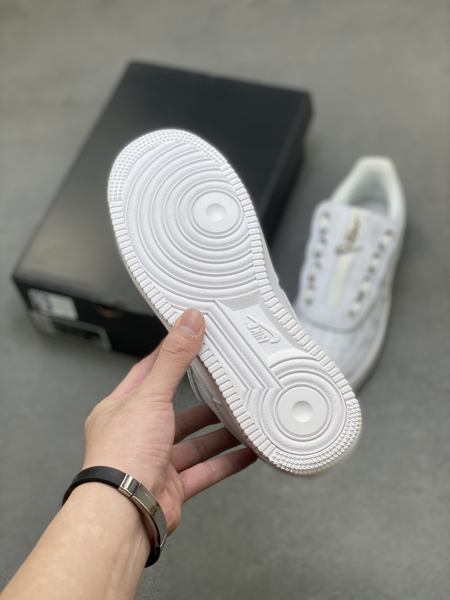 Nike Air Force 1 '07 Low White Casual Sneakers DC8875-100 Limited Edition 7 i1756486963381 805 0 5