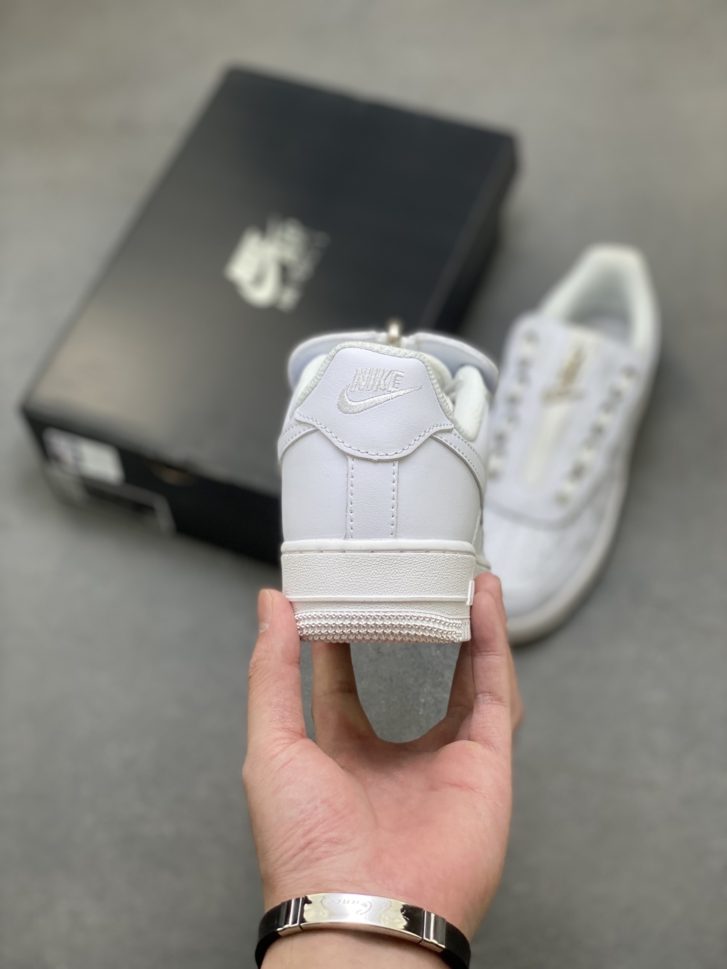 Nike Air Force 1 '07 Low White Casual Sneakers DC8875-100 Limited Edition 5 i1756486963626 9125 0 3