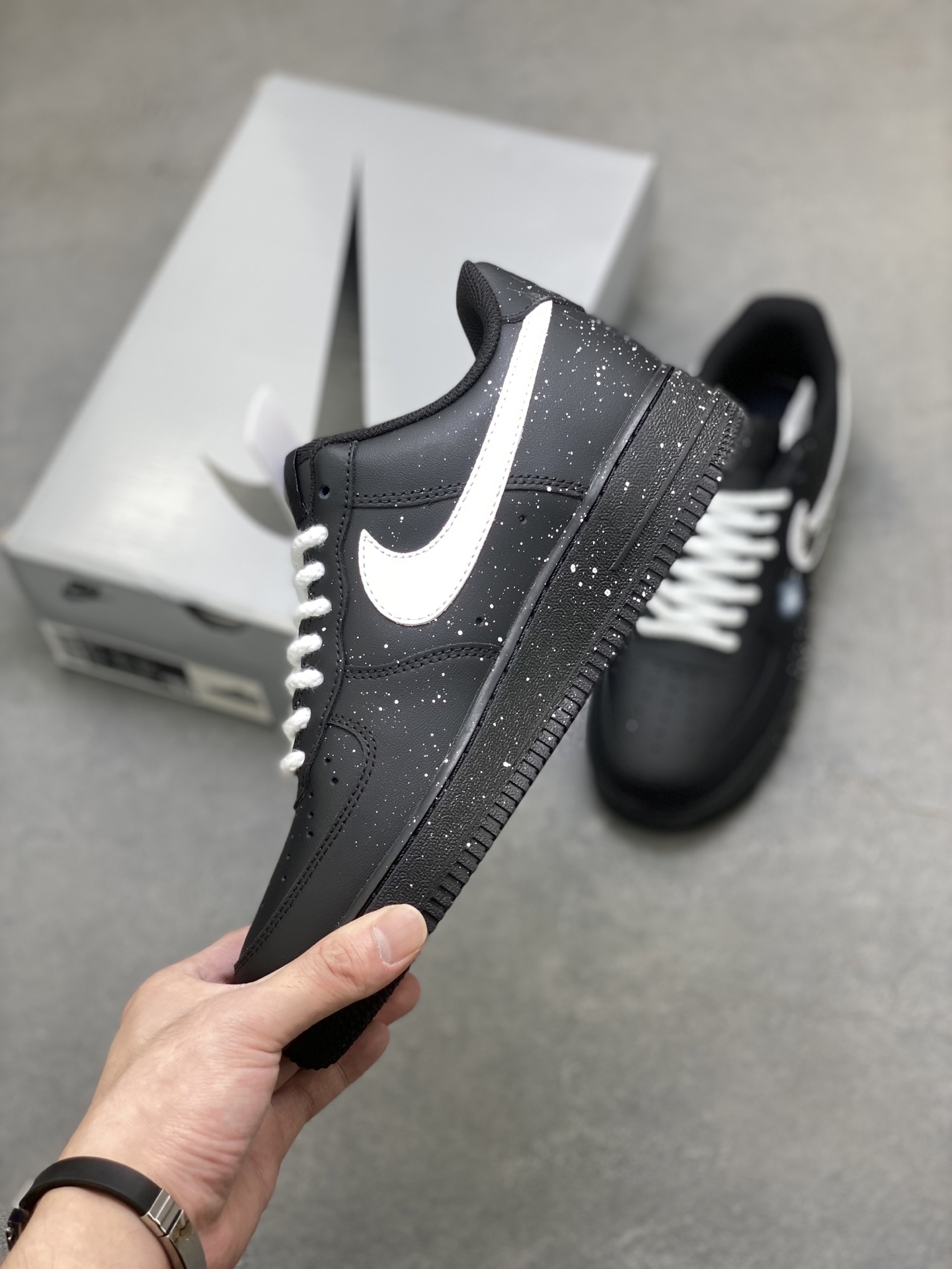 Nike Air Force 1 '07 Low Black/White Limited Edition Sneakers - All Sizes! 4 i1756570810903 3273 0 2