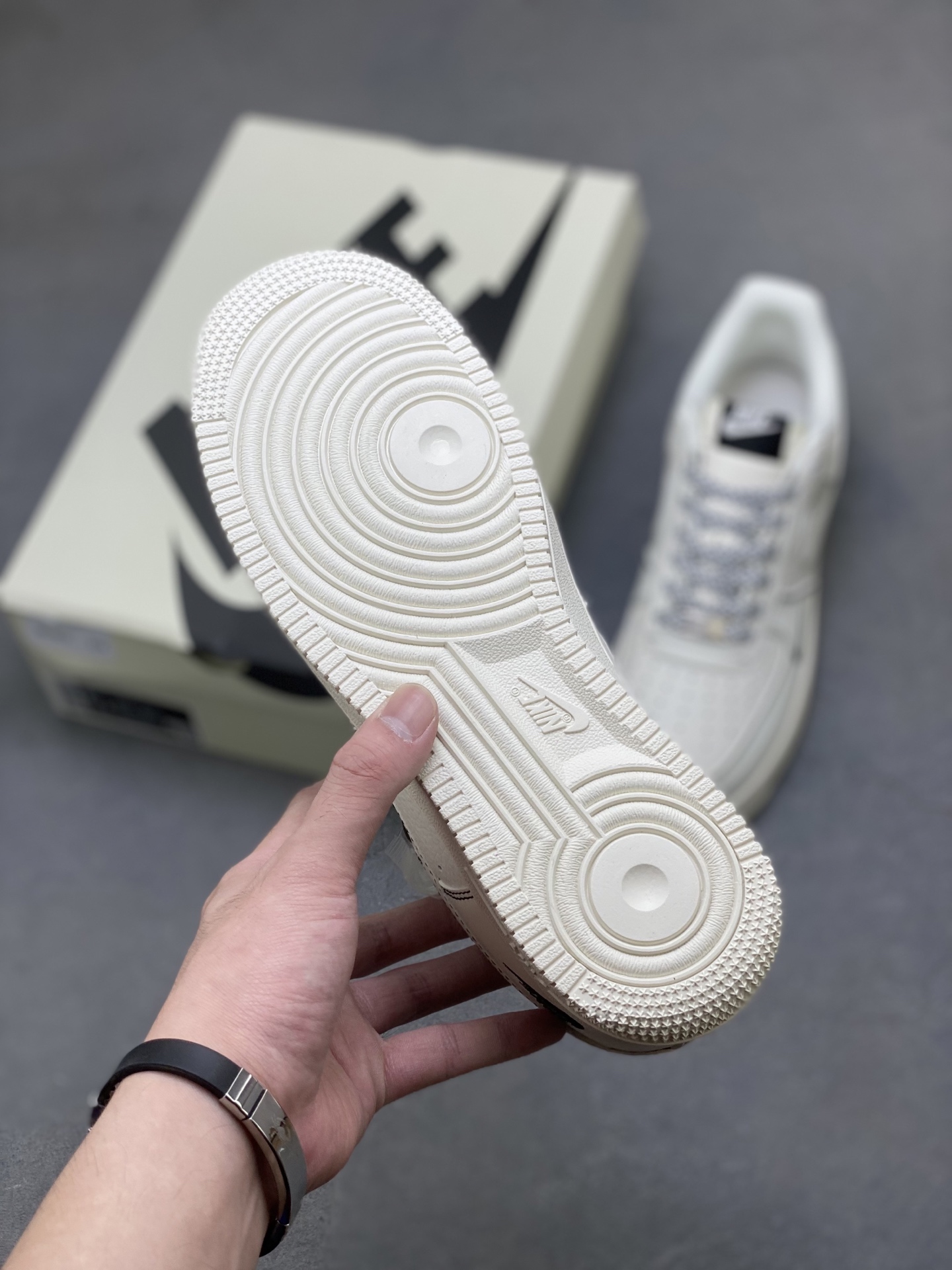 Nike Air Force 1 '07 Low Sneakers - Limited Edition, Premium Quality 7 i1756570934201 8926 0 5