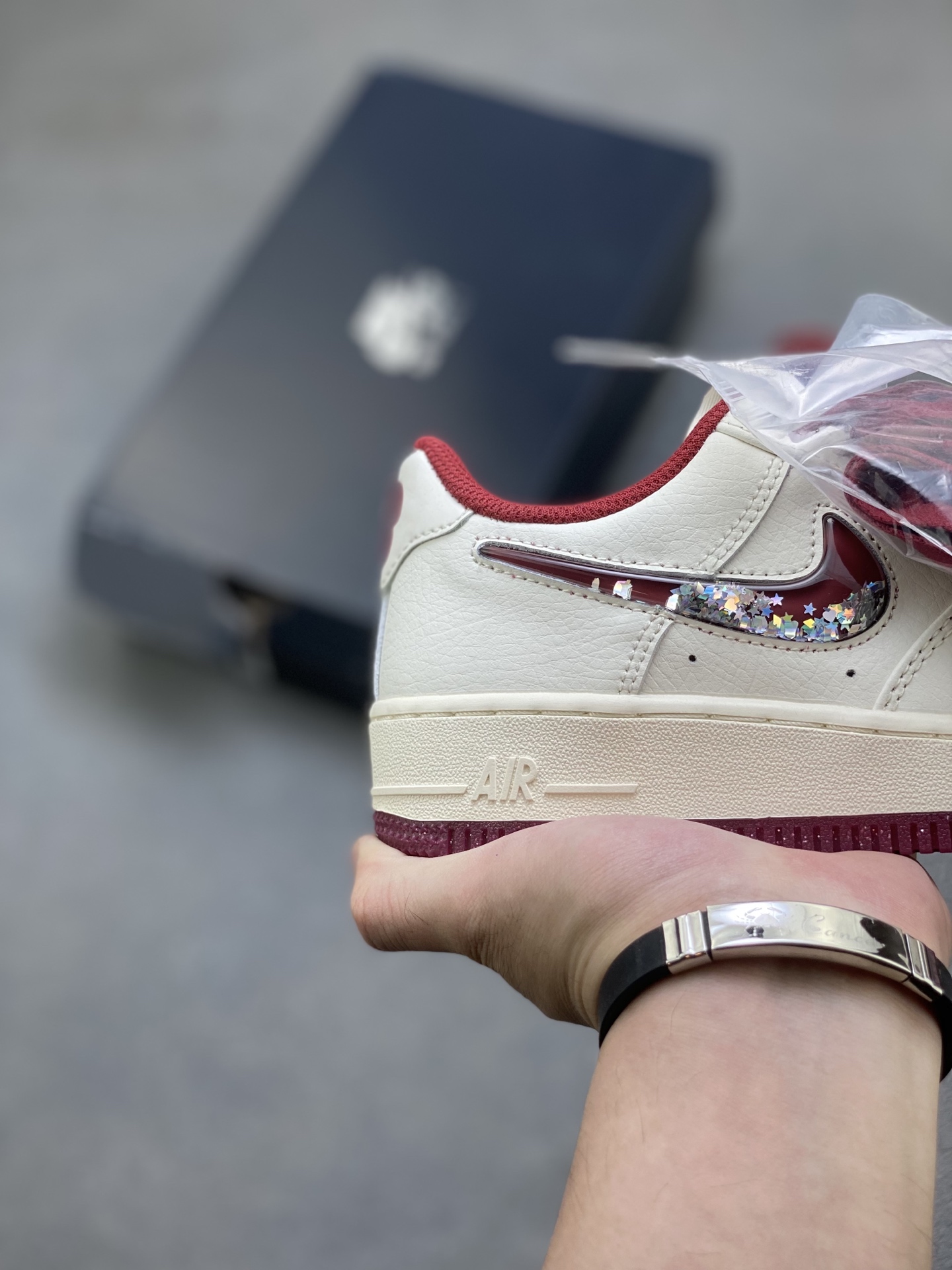 Nike Air Force 1 '07 Low Cream/Burgundy Sneakers FZ5068-161 6 i1756571380249 704 0 4