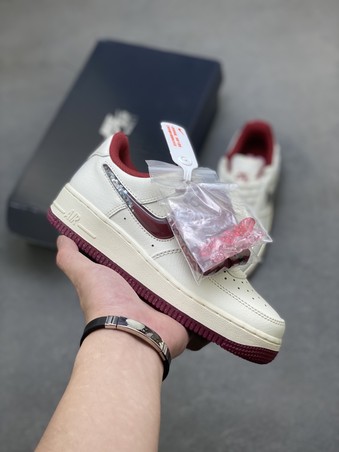 Nike Air Force 1 '07 Low Cream/Burgundy Sneakers FZ5068-161 2 i1756571380340 7808 0 0