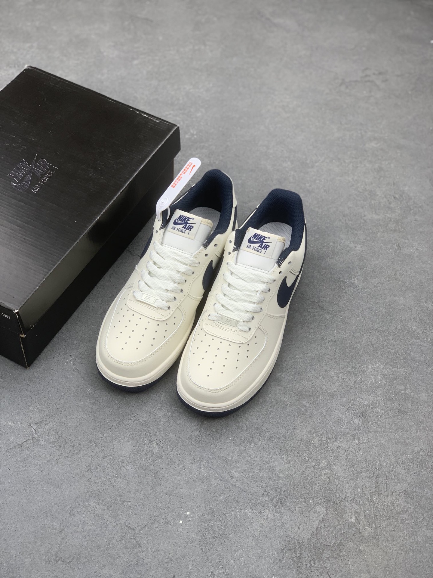 Nike Air Force 1 '07 Low Sneakers - Ivory/Navy, Company Grade Quality 9 i1756571713254 5139 0 7