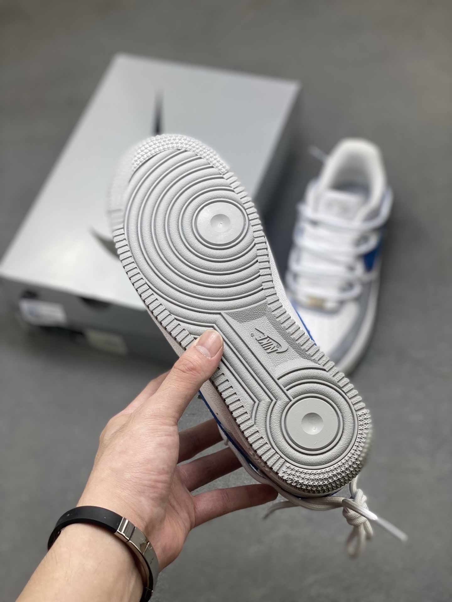 Nike Air Force 1 '07 Low White/Blue Limited Edition Sneakers 7 i1756656451269 2209 0 5