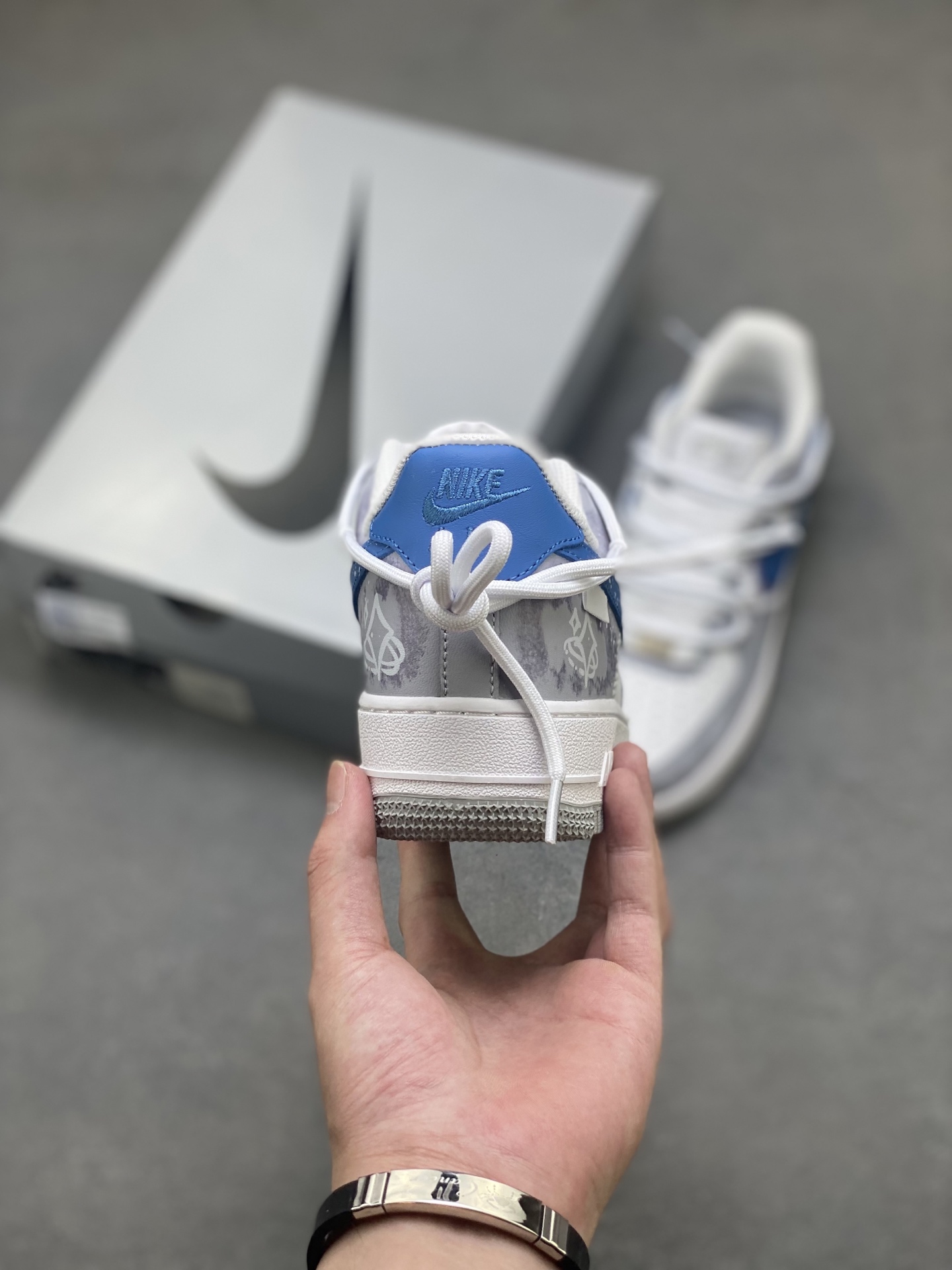Nike Air Force 1 '07 Low White/Blue Limited Edition Sneakers 5 i1756656451269 9703 0 3