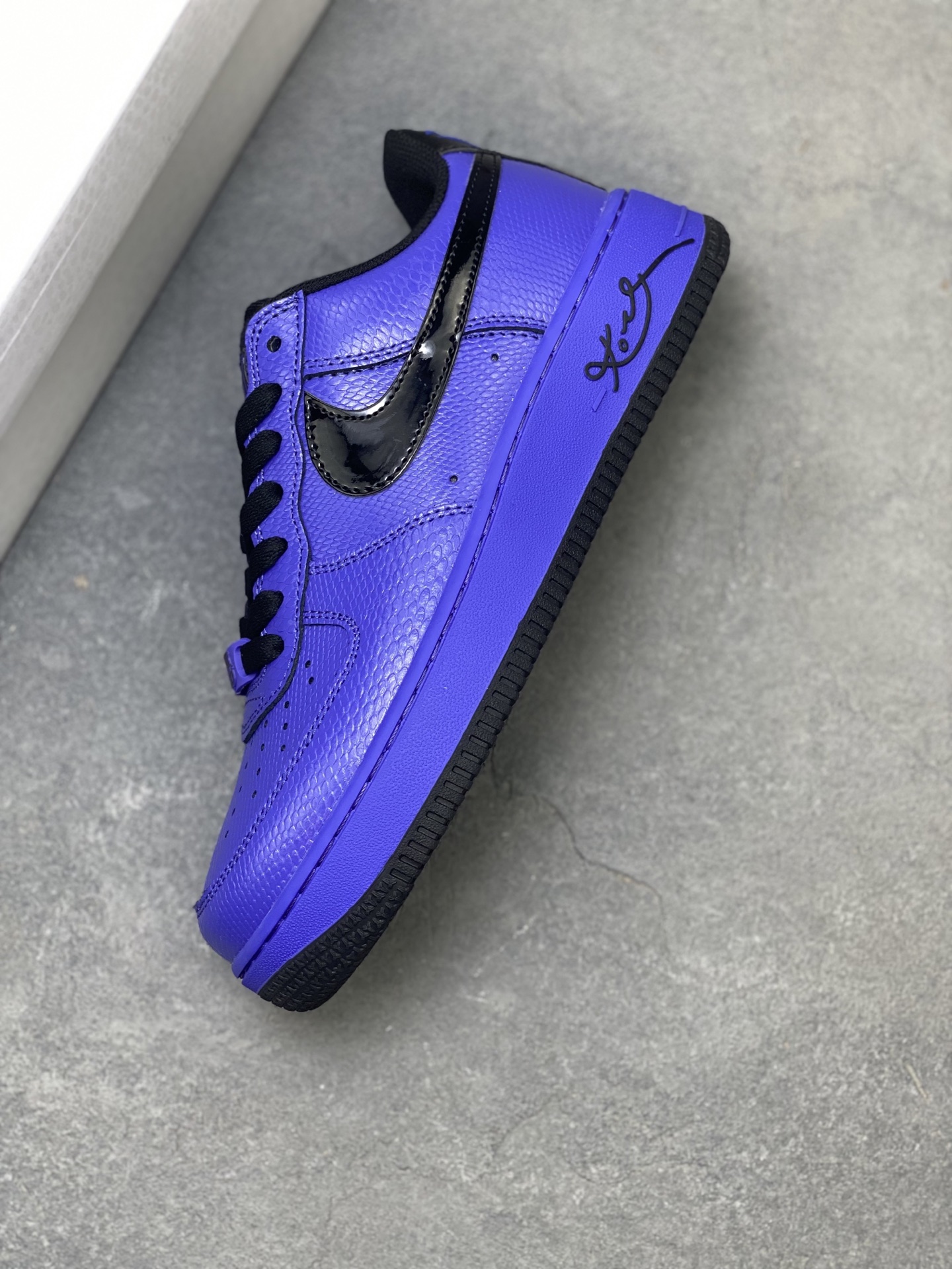 Nike Air Force 1 '07 Low Purple SnakeSkin Sneakers - Limited Edition 8 i1756744061598 6801 0 6