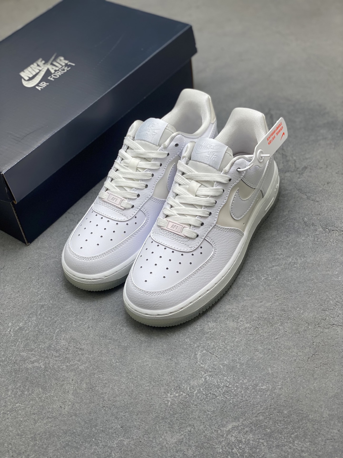 Nike Air Force 1 '07 Low White Casual Shoes IH3204-100 9 i1756829188201 561 0 7