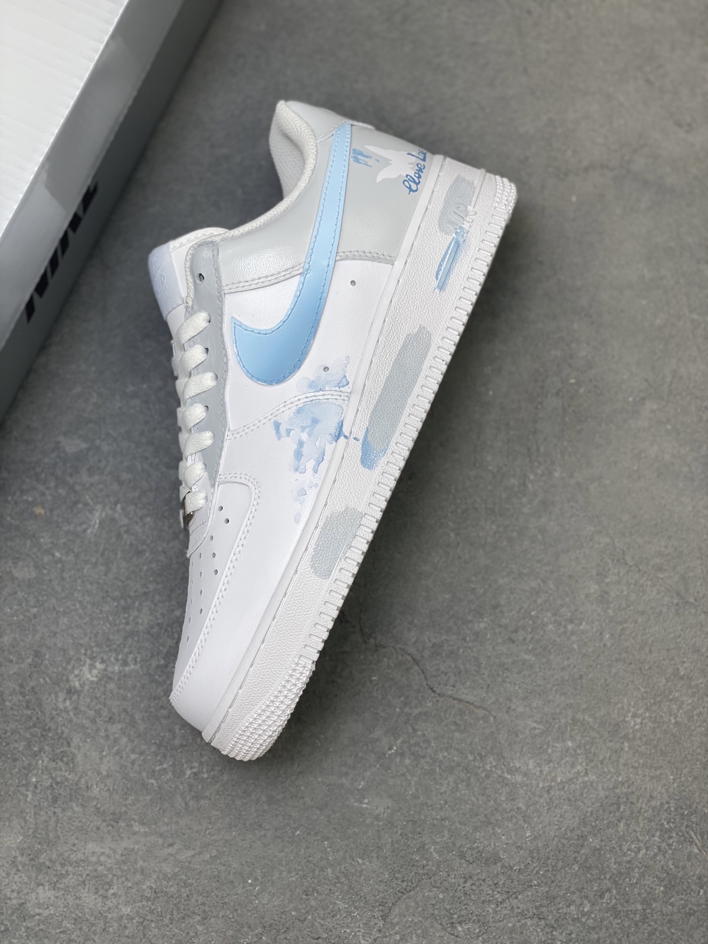 Nike Air Force 1 '07 Low White/Blue Casual Shoes CW2288-111 8 i1757009052792 1221 0 6