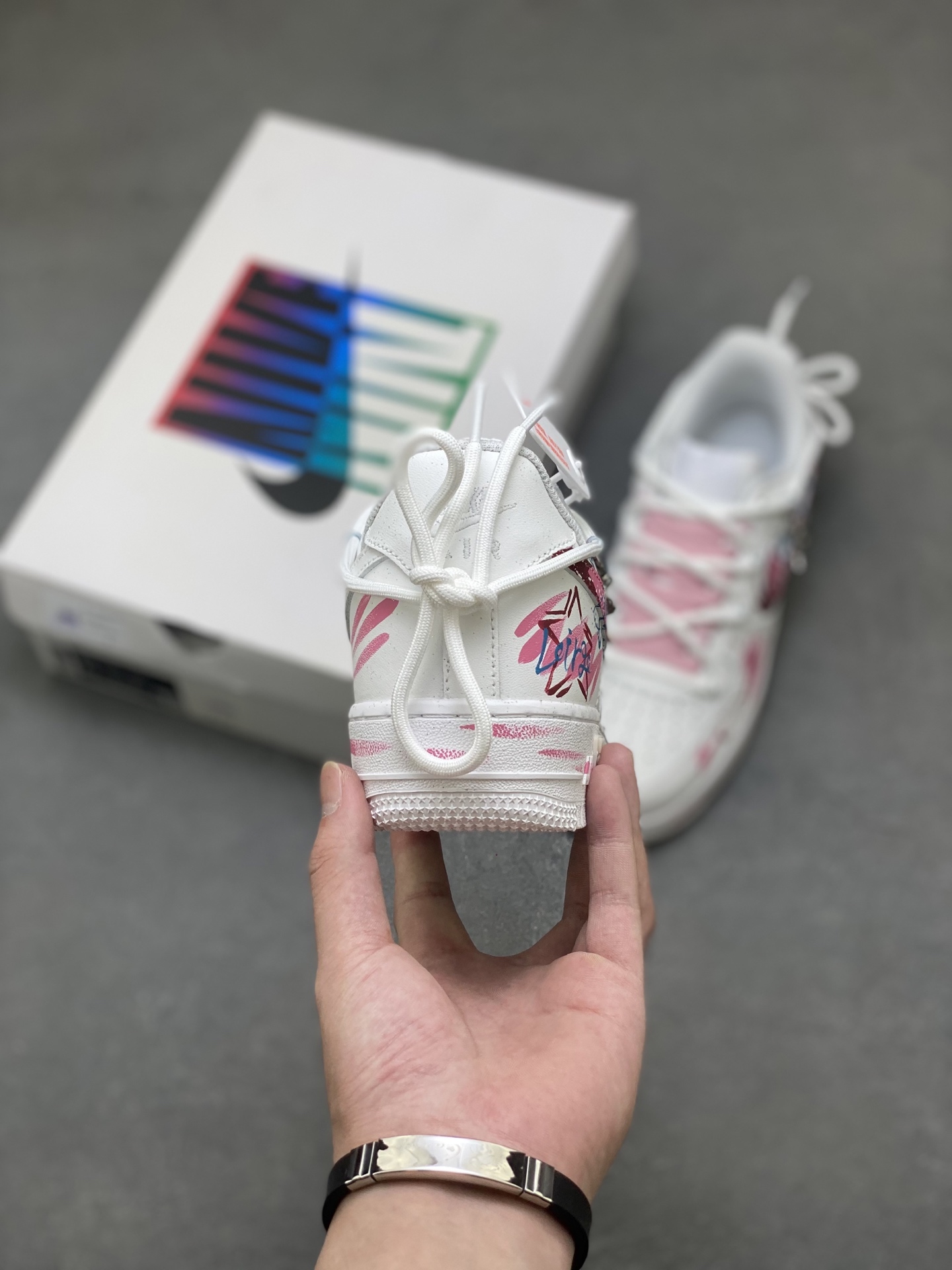 Nike Air Force 1 '07 Low White/Pink Limited Edition Sneakers 5 i1757009144745 3737 0 3