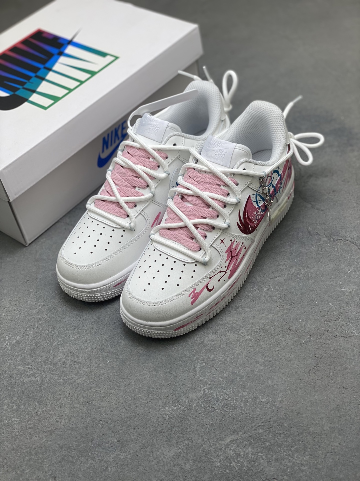 Nike Air Force 1 '07 Low White/Pink Limited Edition Sneakers 9 i1757009146433 7341 0 7