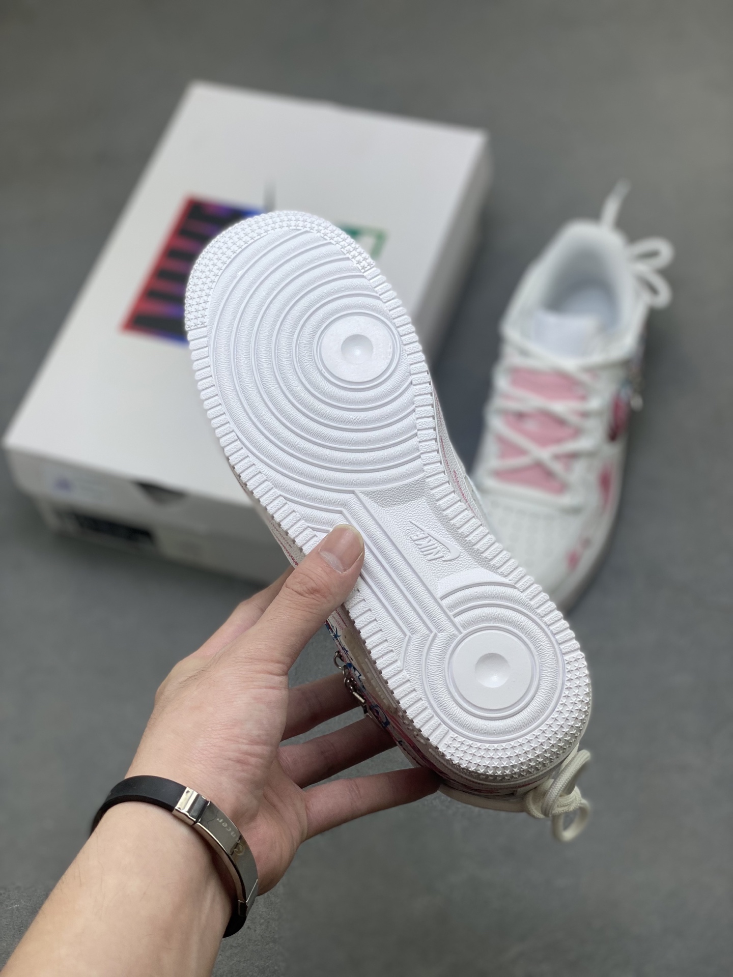 Nike Air Force 1 '07 Low White/Pink Limited Edition Sneakers 7 i1757009146532 7105 0 5
