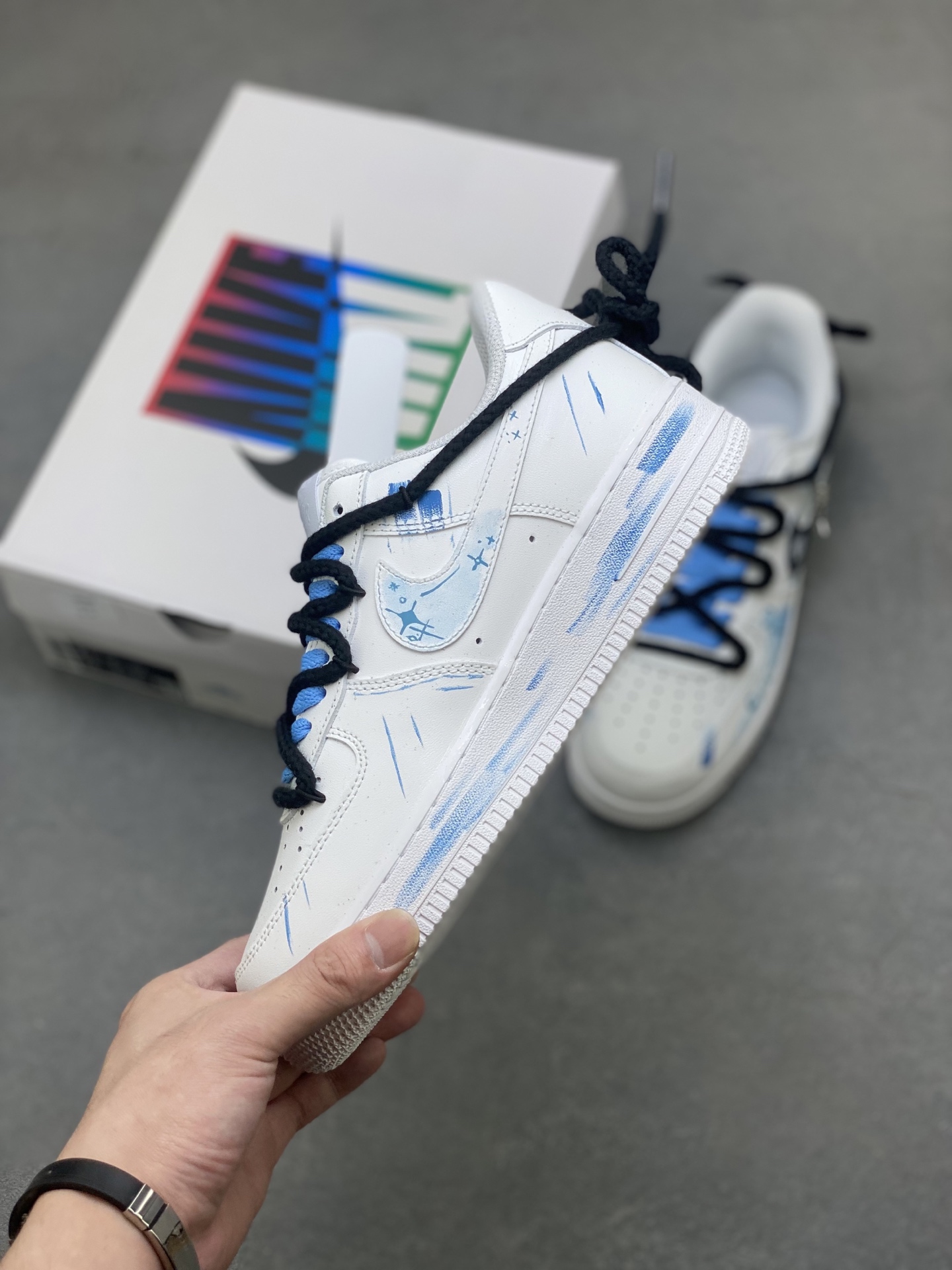 Nike Air Force 1 '07 Low Sneakers Limited Edition with Constellation Design 4 i1757009191840 7125 0 2