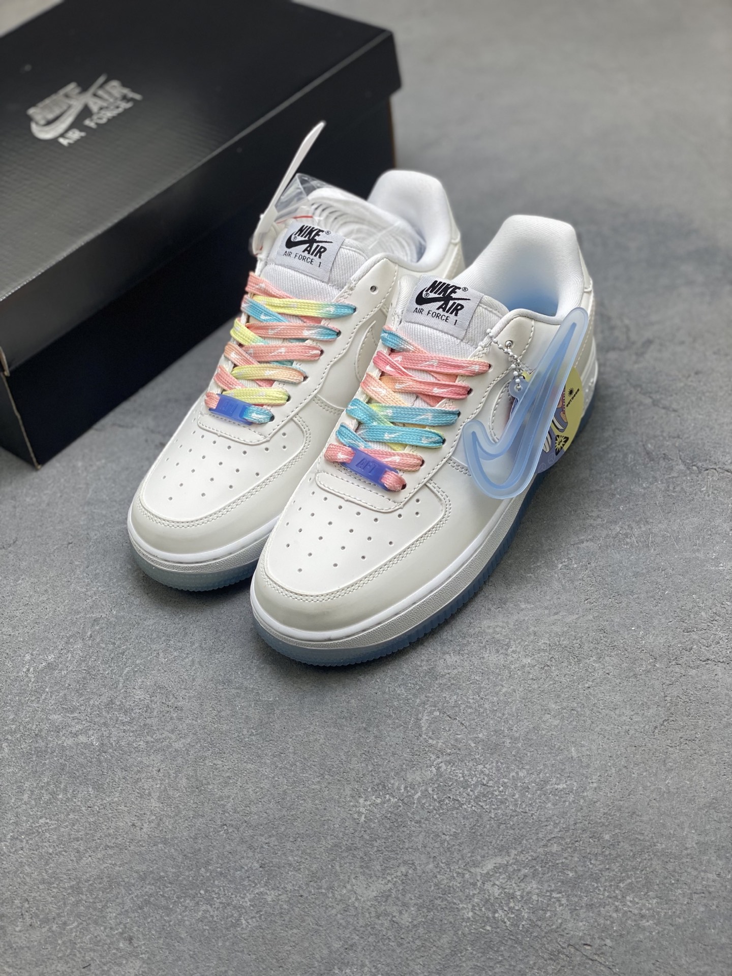 Nike Air Force 1 '07 Low-Top Sneaker: Classic Style & Ultimate Comfort 9 i1757009505101 4082 0 7