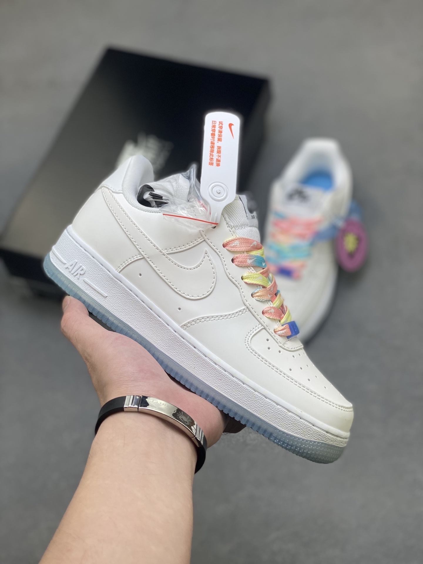 Nike Air Force 1 '07 Low-Top Sneaker: Classic Style & Ultimate Comfort 2 i1757009505117 79 0 0