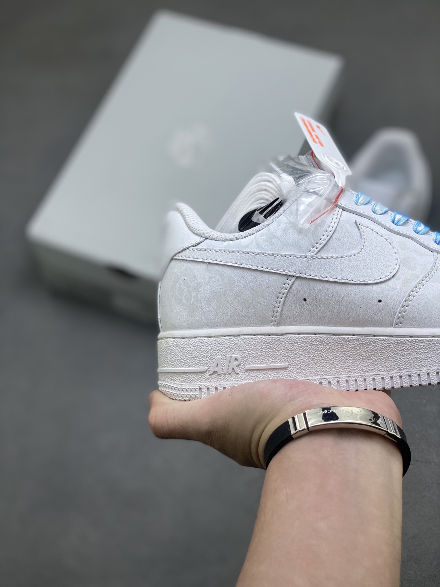 Nike Air Force 1 '07 Low-Top Sneakers - Timeless Style, All-Day Comfort 6 i1757009545207 1003 0 4