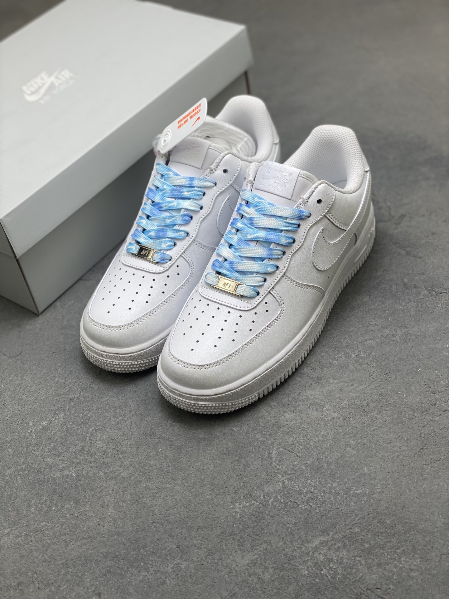 Nike Air Force 1 '07 Low-Top Sneakers - Timeless Style, All-Day Comfort 9 i1757009545246 8296 0 7