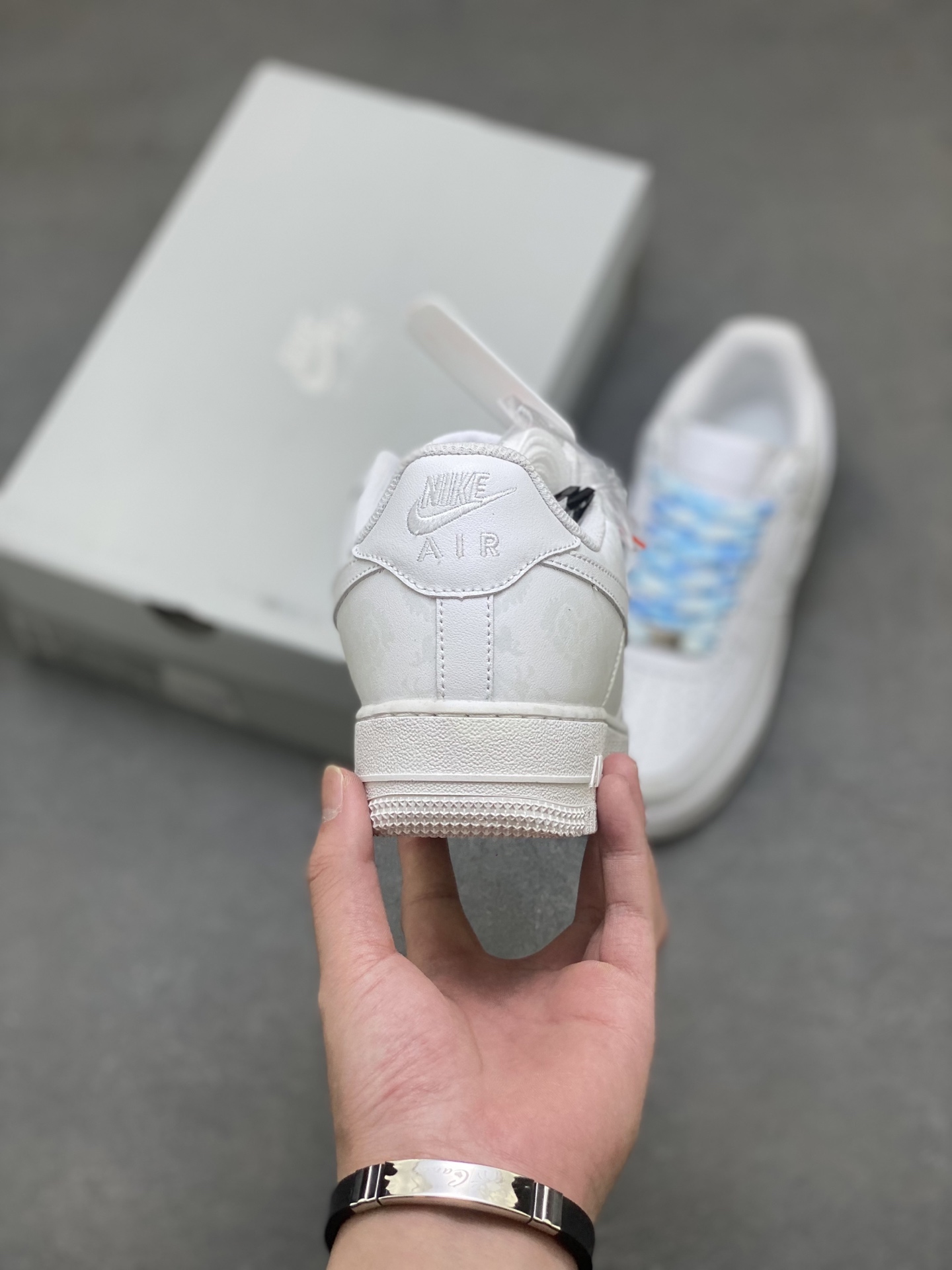 Nike Air Force 1 '07 Low-Top Sneakers - Timeless Style, All-Day Comfort 5 i1757009545306 8764 0 3