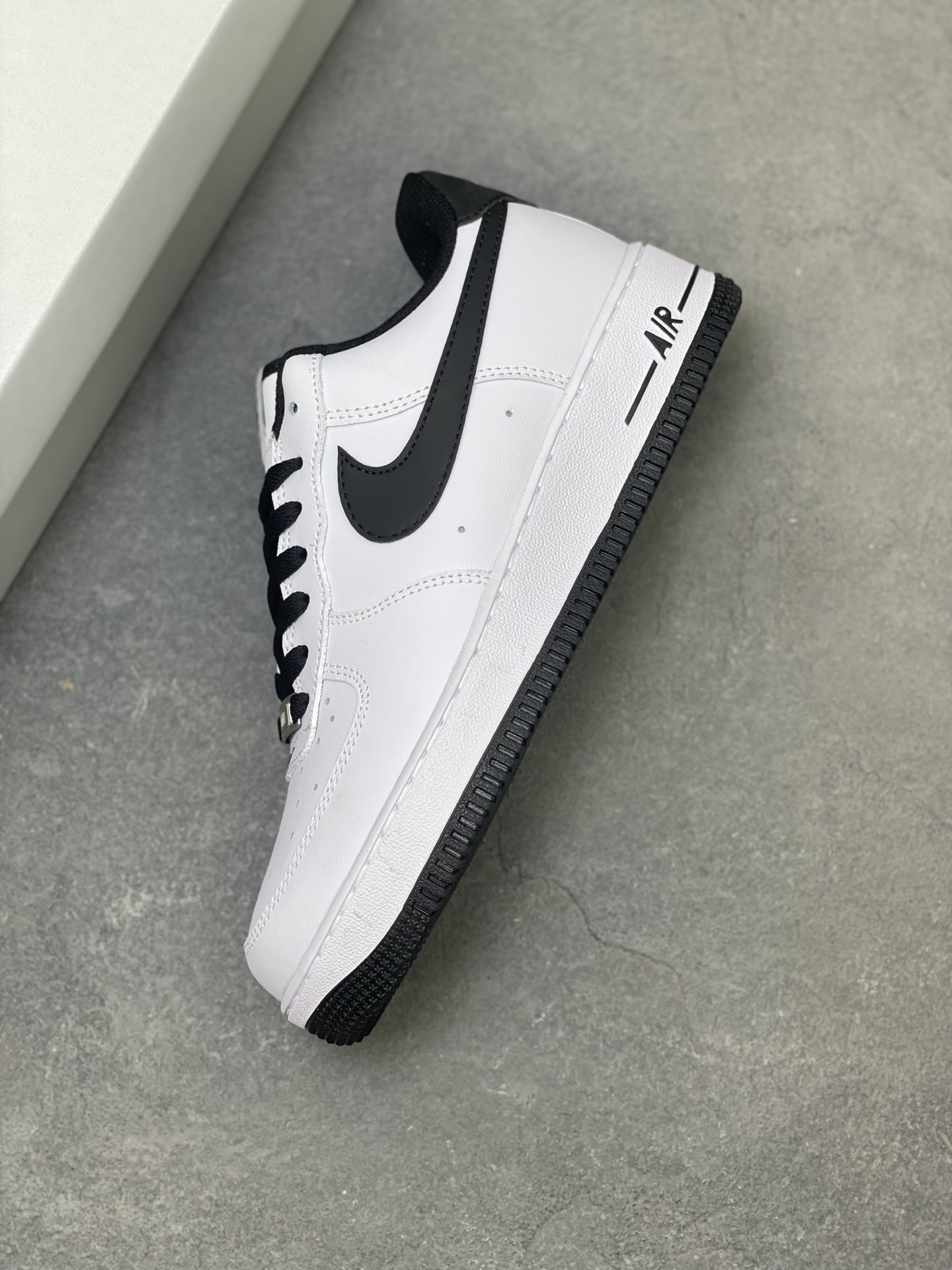 Nike Air Force 1 '07 Low Casual Shoes - White/Black, Versatile Sneakers 8 i1757009612205 4086 0 6