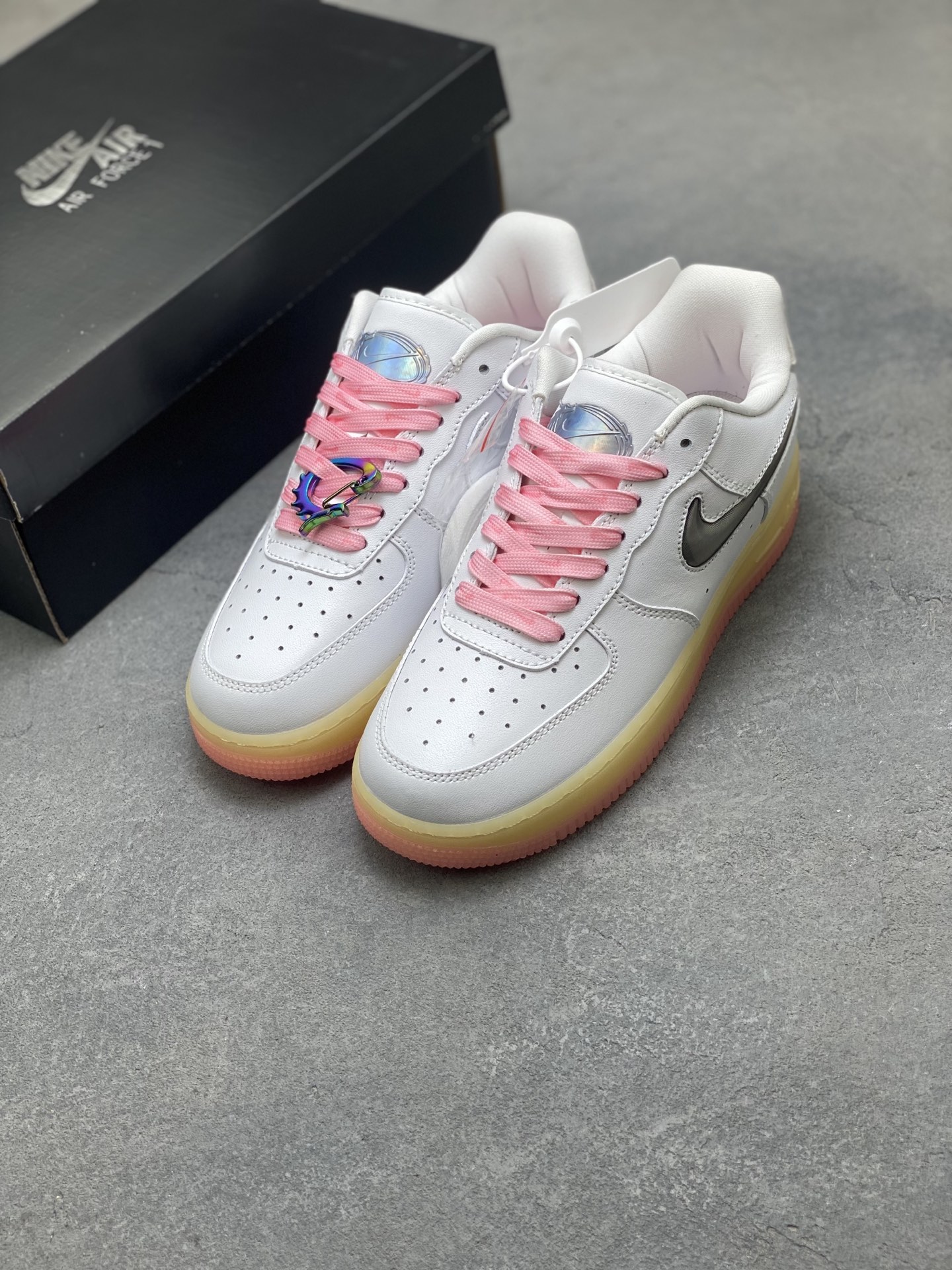 Nike Air Force 1 '07 Low White/Pink Casual Sneakers FZ5741-191 9 i1757009696226 8527 0 7