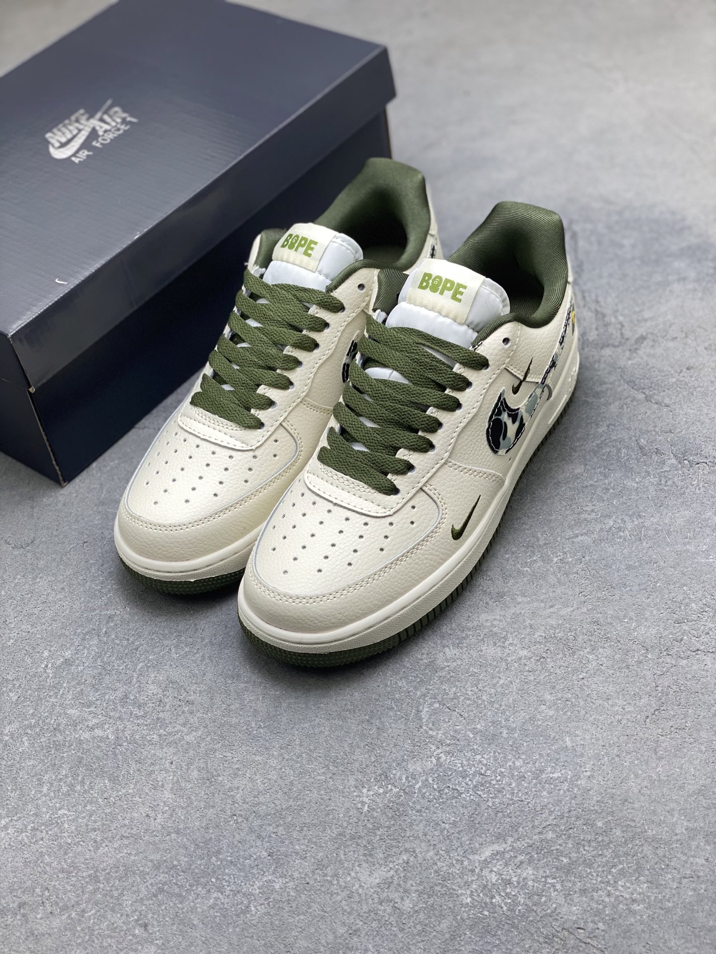 Nike Air Force 1 '07 Low BAPE Camo Sneakers - Limited Edition 9 i1757088890299 537 0 7