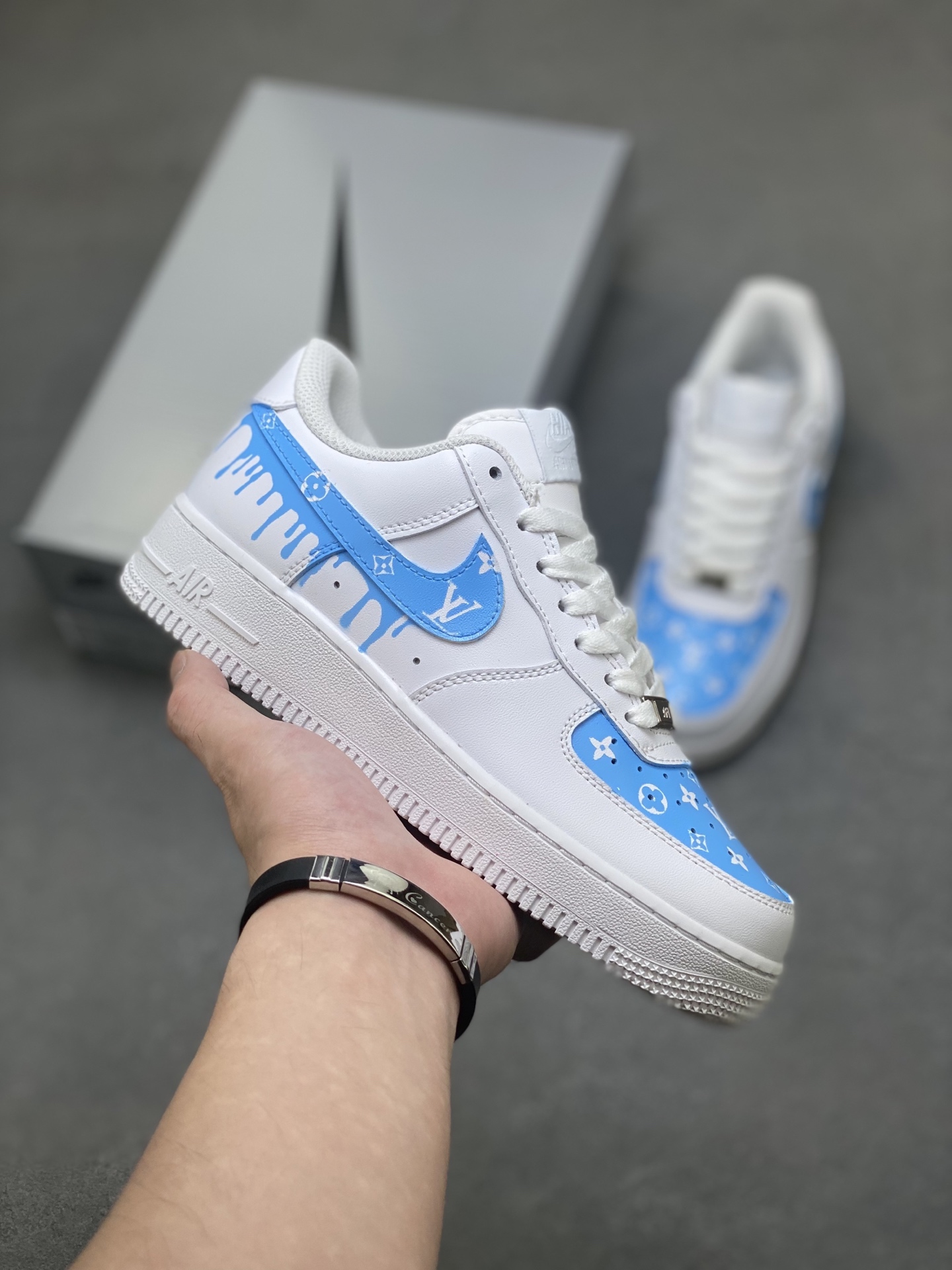 Nike Air Force 1 '07 Low White/Blue Custom Sneakers Designer Shoes 2 i1757089045055 6094 0 0