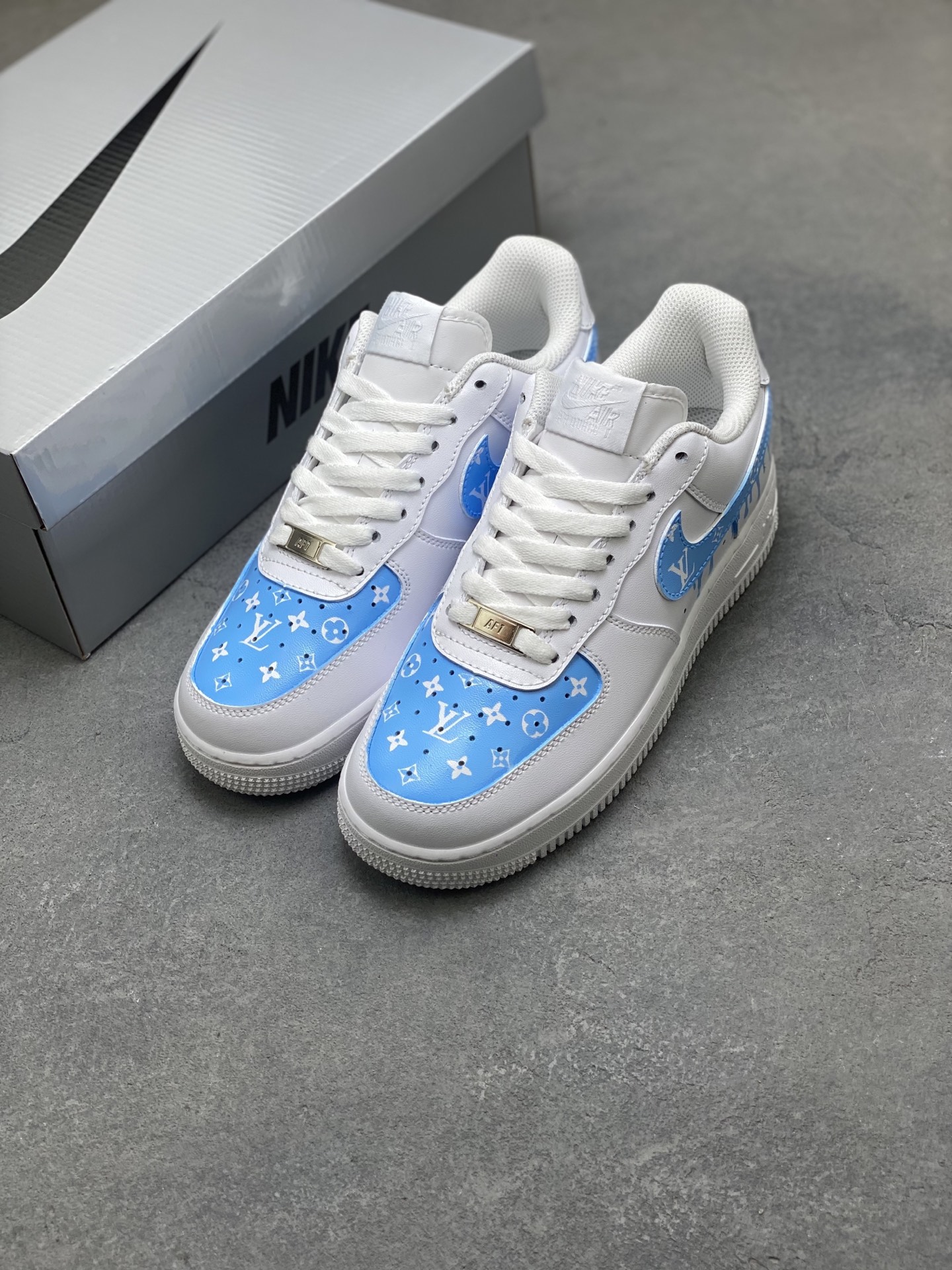 Nike Air Force 1 '07 Low White/Blue Custom Sneakers Designer Shoes 9 i1757089047946 4953 0 7