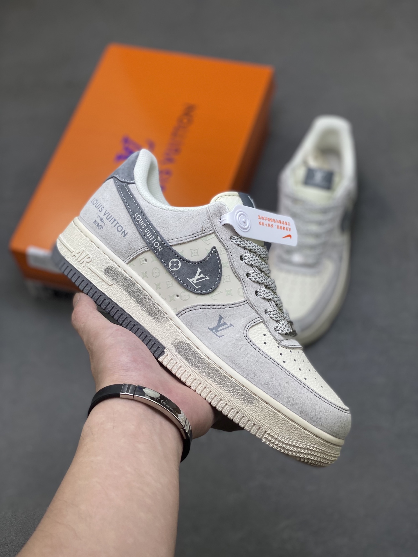 Nike Air Force 1 '07 Low Louis Vuitton Custom Sneakers - Limited Edition 2 i1757089126912 3881 0 0