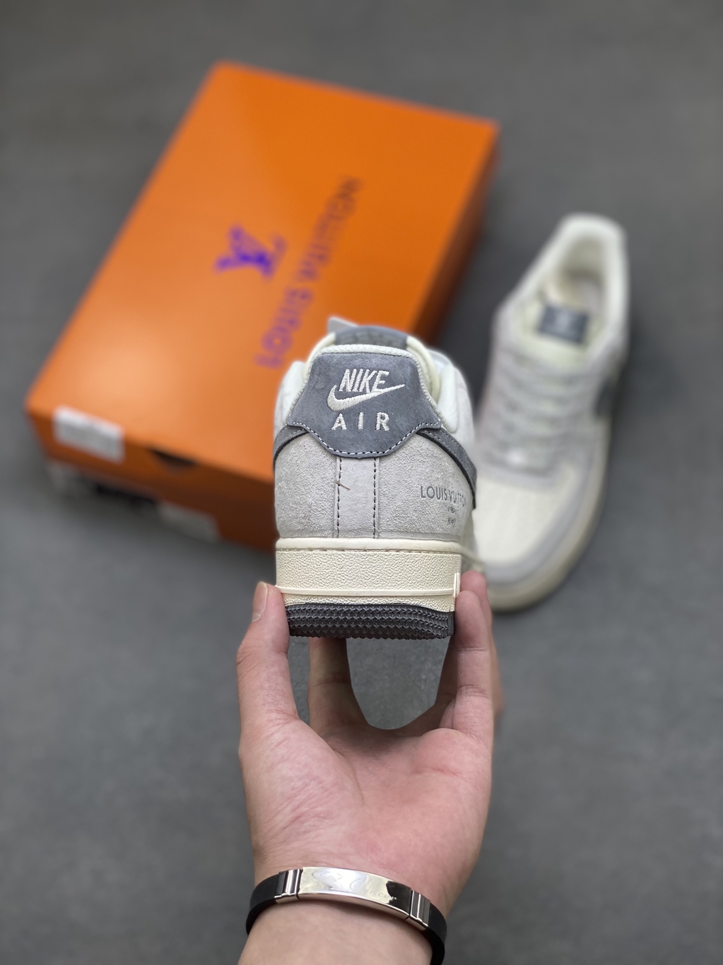 Nike Air Force 1 '07 Low Louis Vuitton Custom Sneakers - Limited Edition 5 i1757089136403 3223 0 3