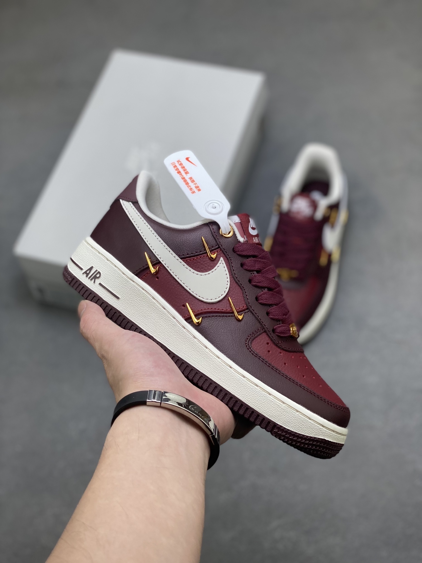 Nike Air Force 1 '07 Low Burgundy Sneakers with Gold Accents 2 i1757089185099 836 0 0