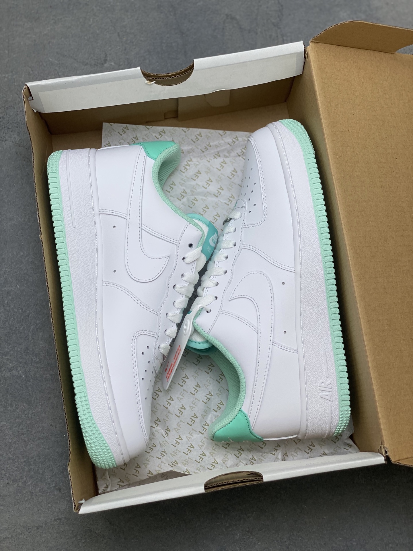 Nike Air Force 1 '07 Low White Mint Foam Casual Sneakers DH7561-107 10 i1757089300038 8230 0 8