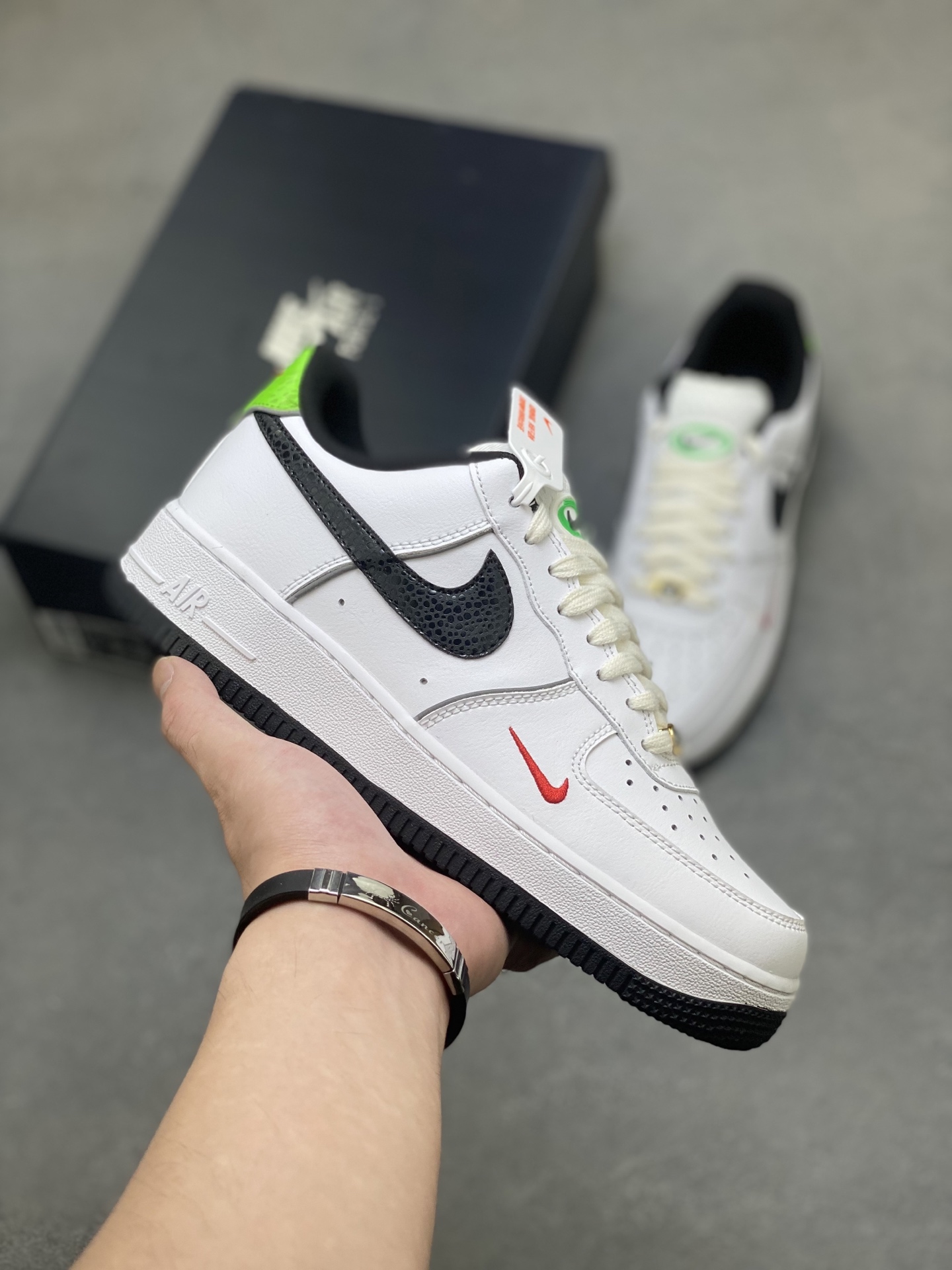 Nike Air Force 1 '07 Low Sneakers - Limited Edition, Premium Comfort 2 i1757089346278 4303 0 0