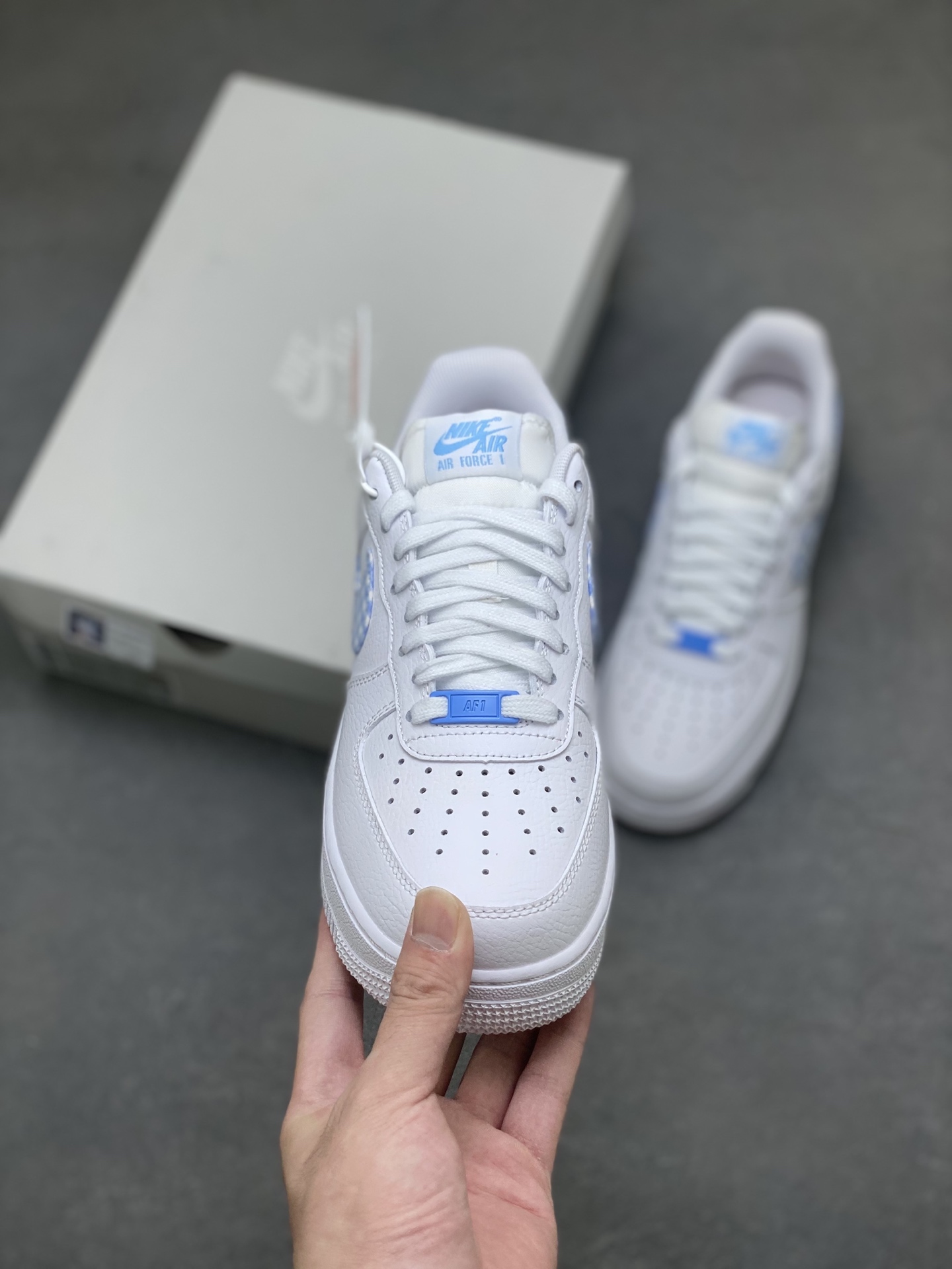 Nike Air Force 1 '07 Low White/Blue Gingham Sneakers DZ2784-100 3 i1757089392652 5156 0 1
