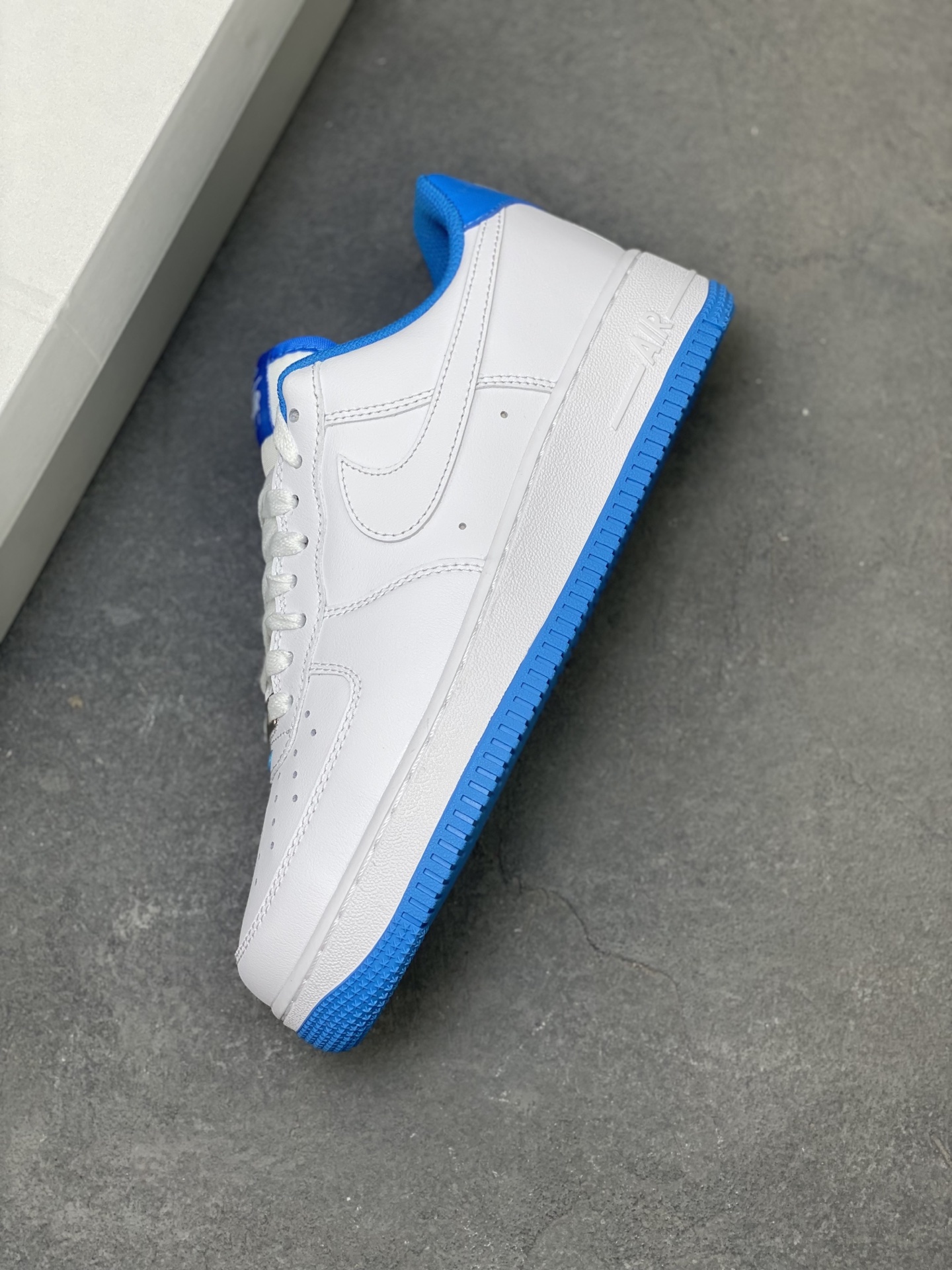 Nike Air Force 1 '07 Low White/Blue Casual Sneakers - Limited Edition 8 i1757089488091 5681 0 6