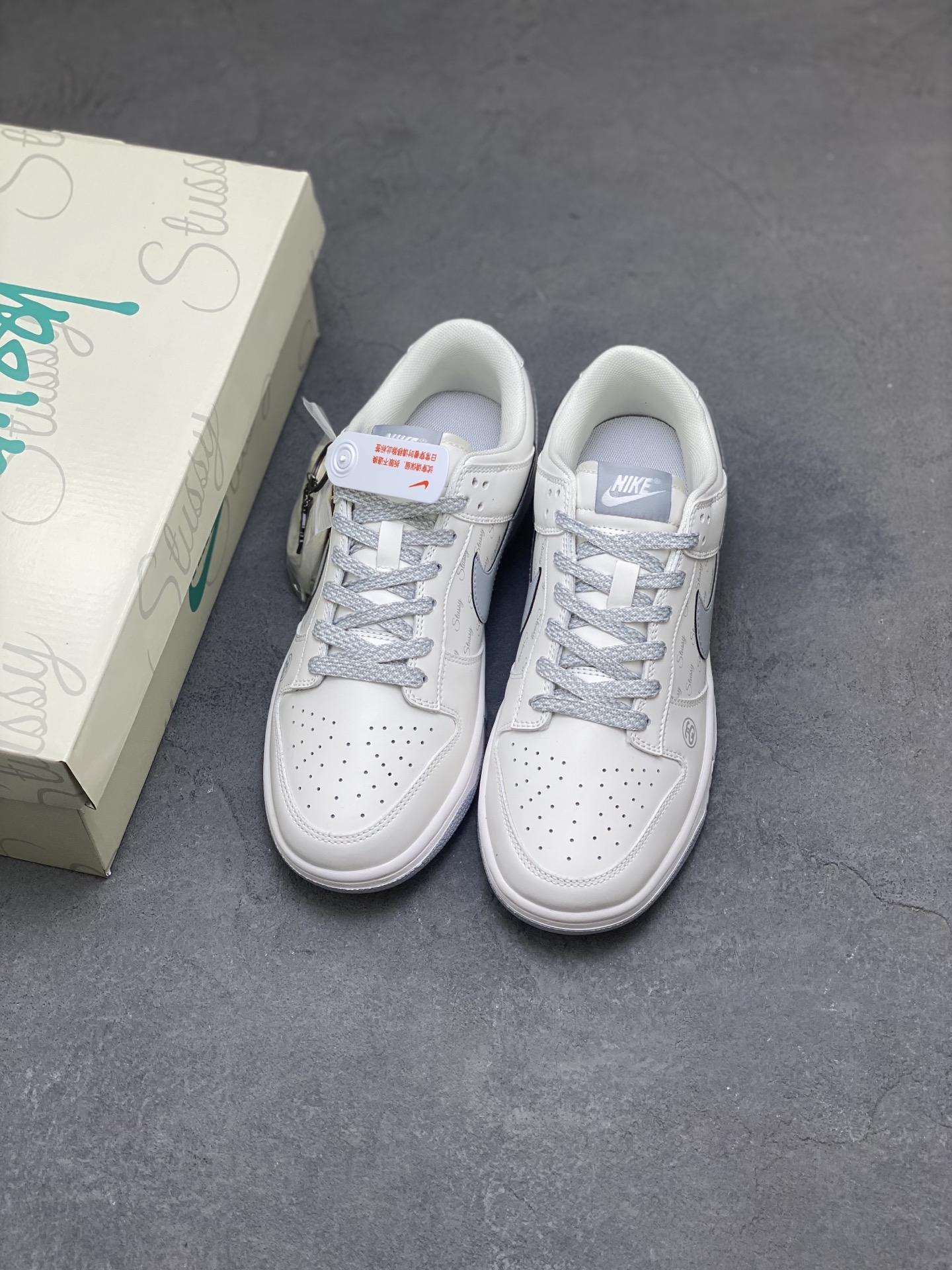 Nike SB Dunk Low Premium Custom Sneakers, Anniversary Edition, Limited Release 8 i1757090165870 6765 0 7