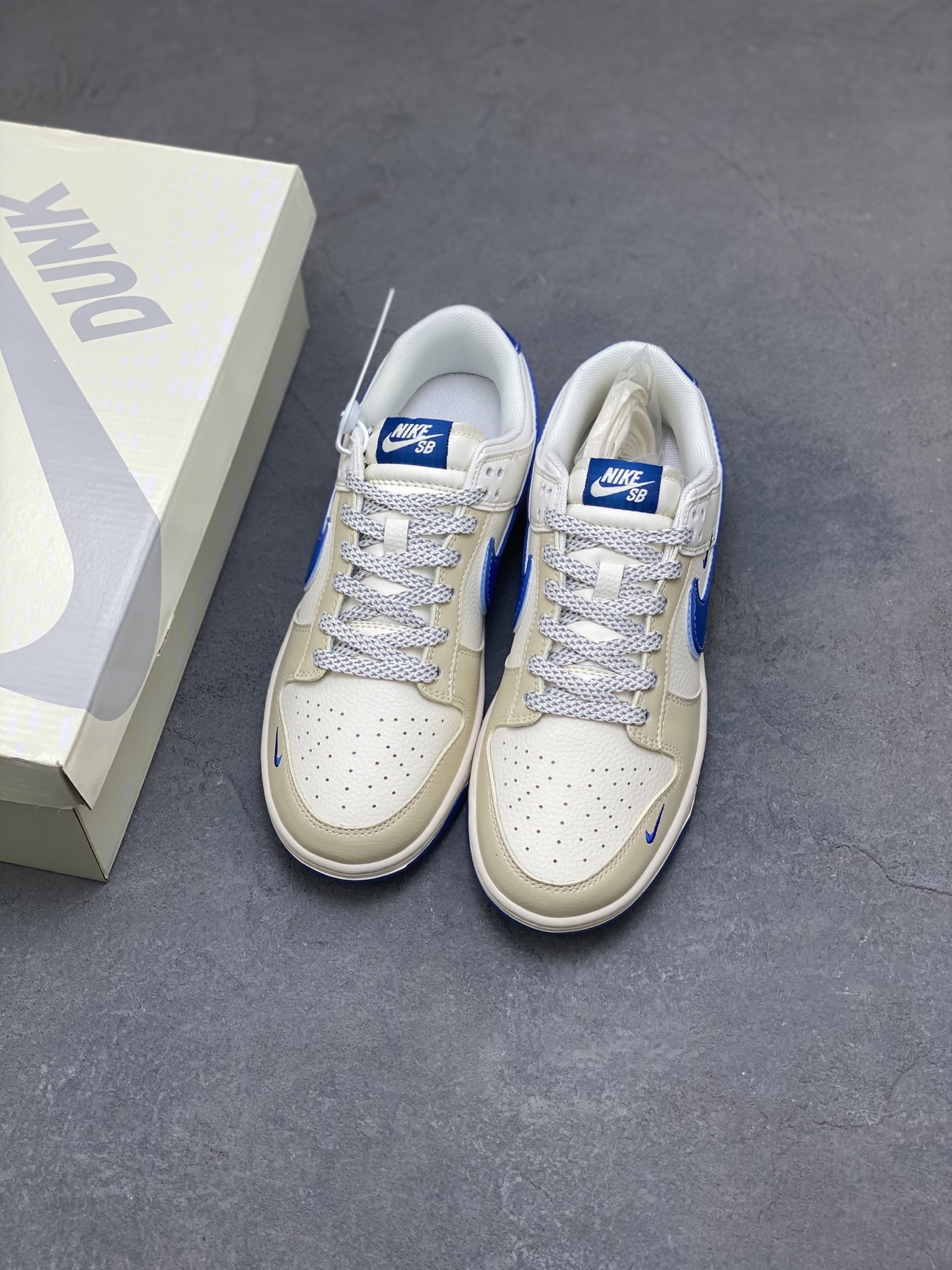 Nike SB Dunk Low Anniversary Custom Casual Skateboarding Shoes 8 i1757090281299 7014 0 7