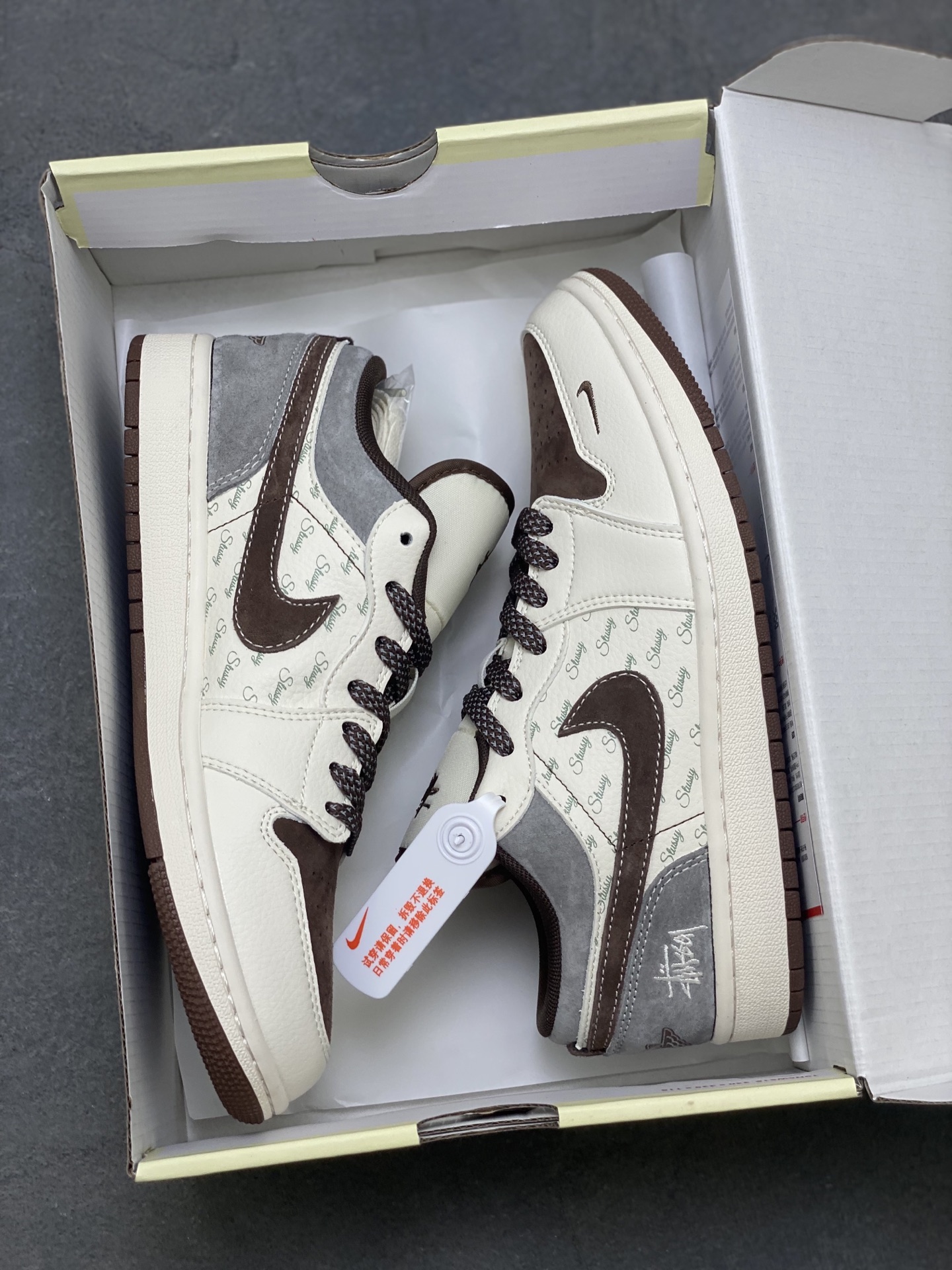 Air Jordan 1 Low Travis Scott x Fragment Design, Premium Leather Sneakers 10 i1757090453731 7807 0 8
