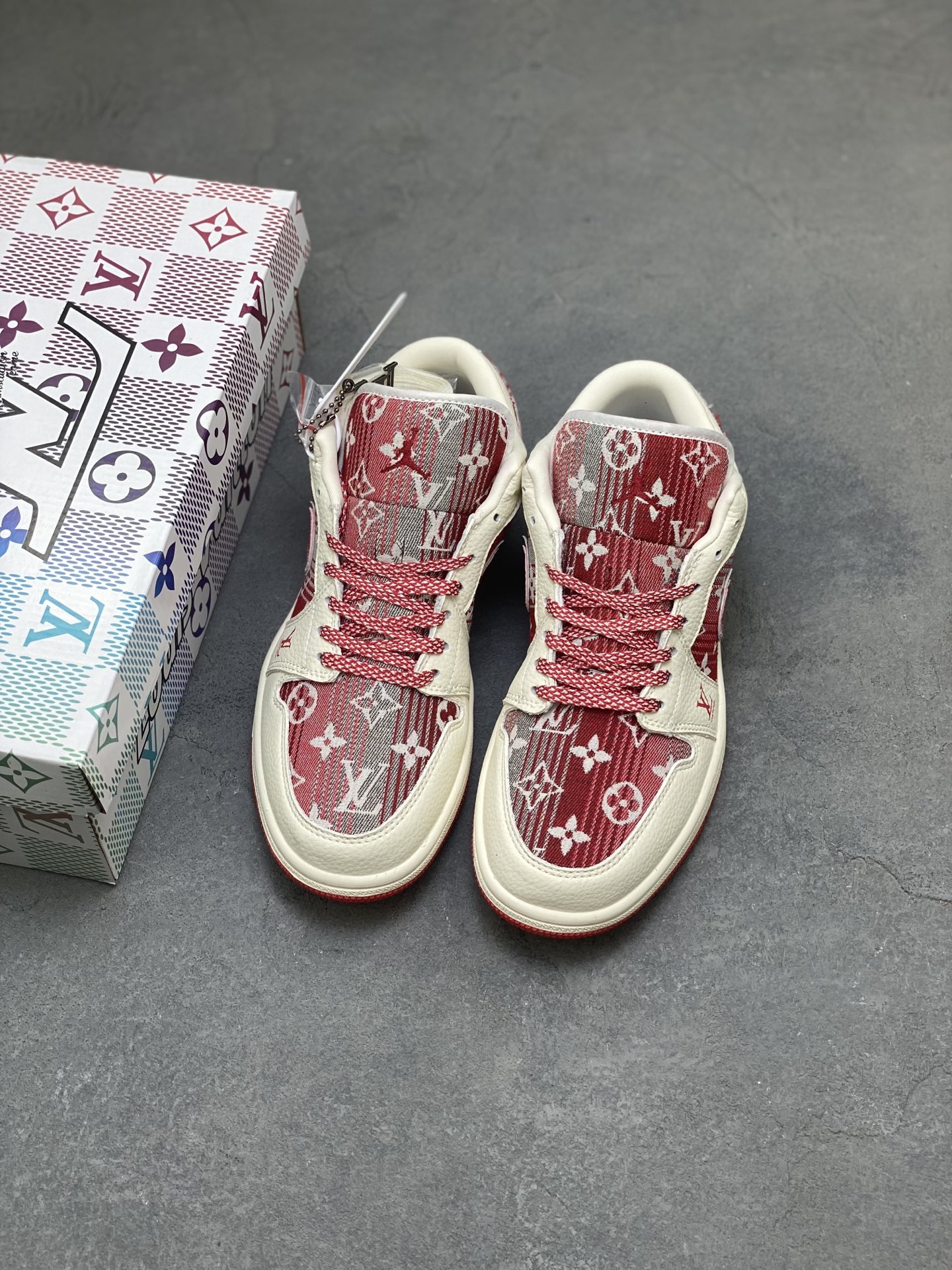 Louis Vuitton x Air Jordan 1 Low Custom Sneakers Designer Collaboration 9 i1757090517710 6701 0 7