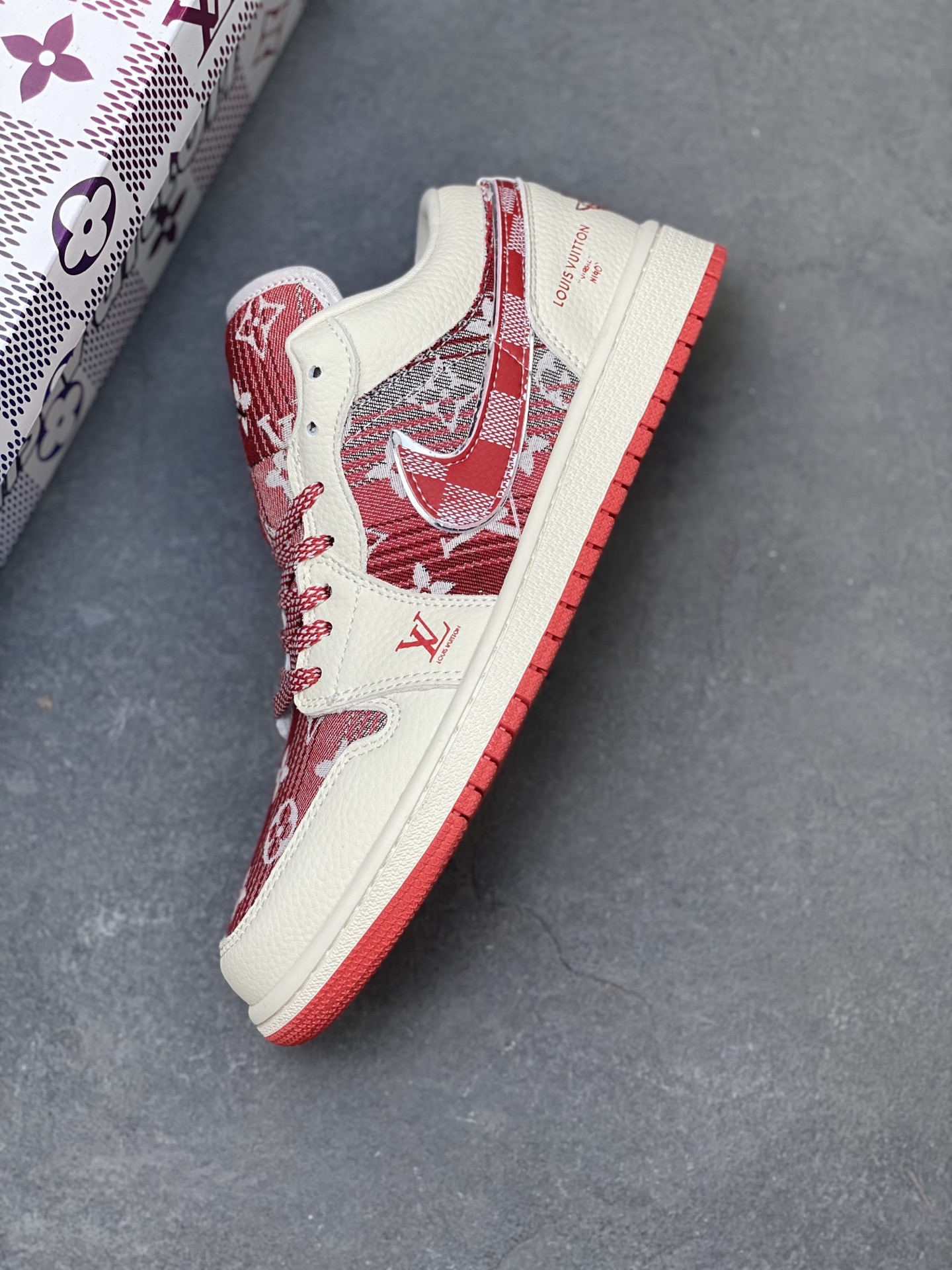 Louis Vuitton x Air Jordan 1 Low Custom Sneakers Designer Collaboration 8 i1757090526146 6057 0 6