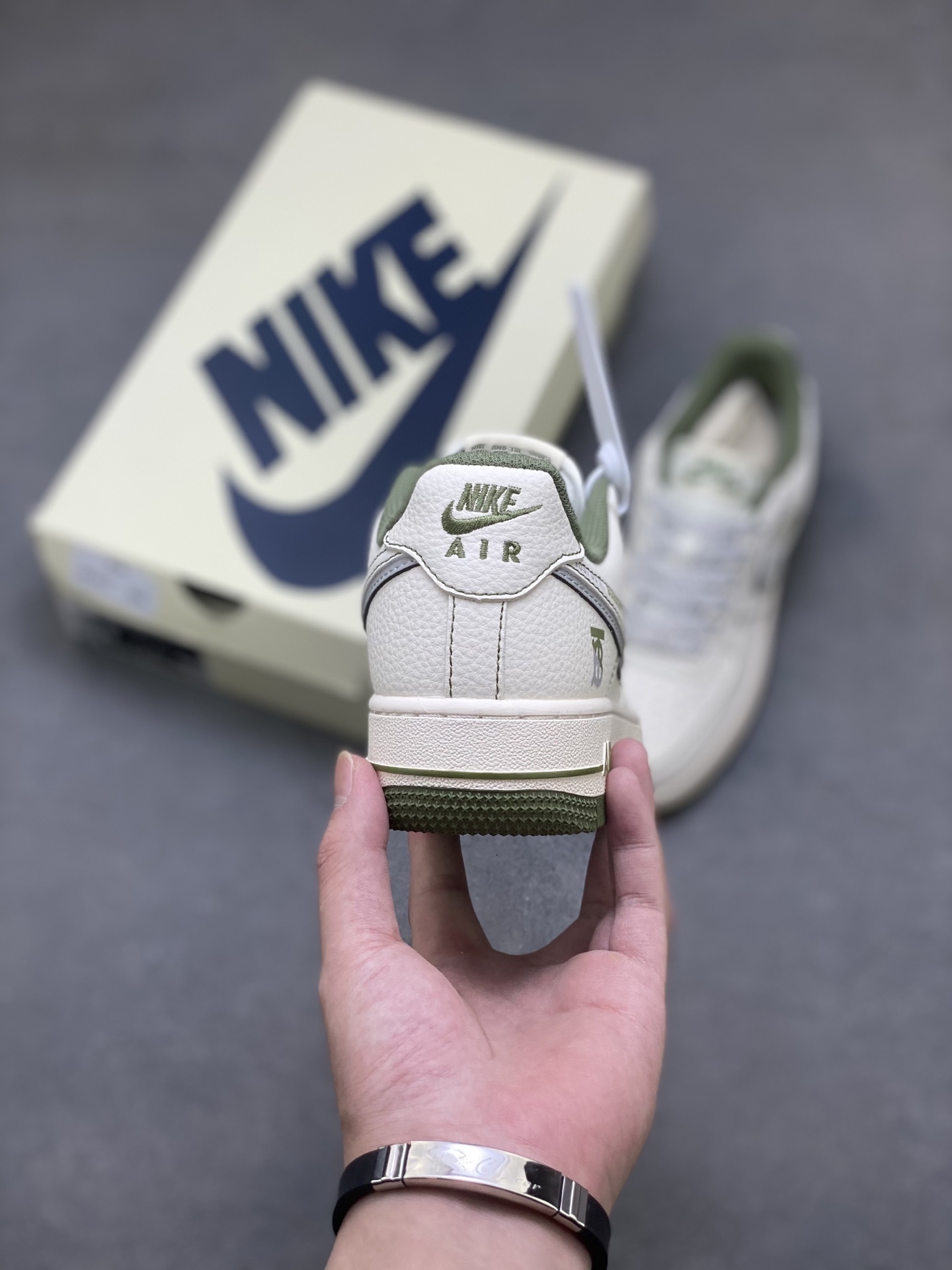 Nike Air Force 1 '07 Low Sneakers Limited Edition -JP8028-003 5 i1757434169148 5939 0 3