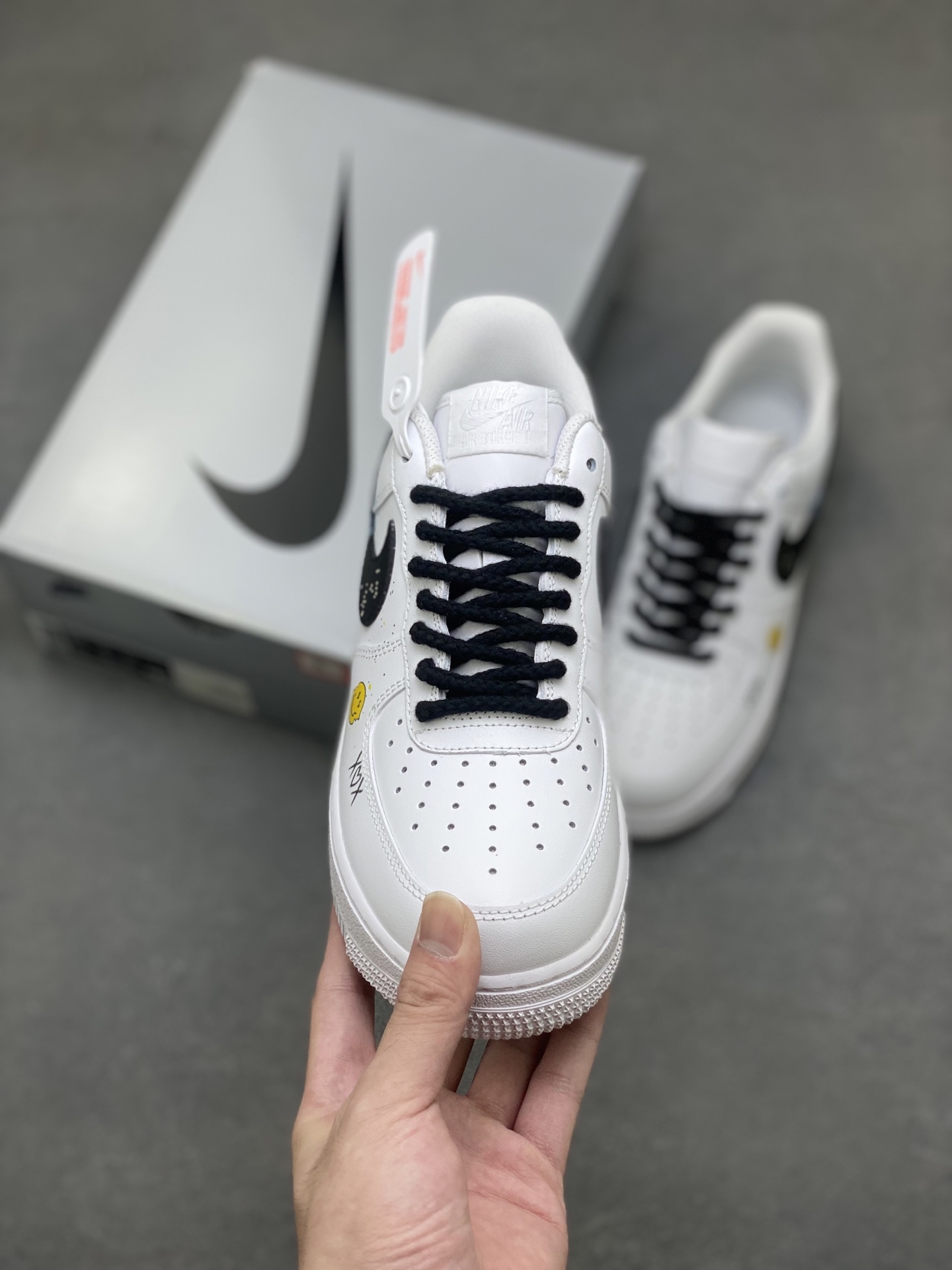 Nike Air Force 1 '07 Low Sneakers Limited Edition - Fashionable and Comfortable 3 i1757434228682 1681 0 1