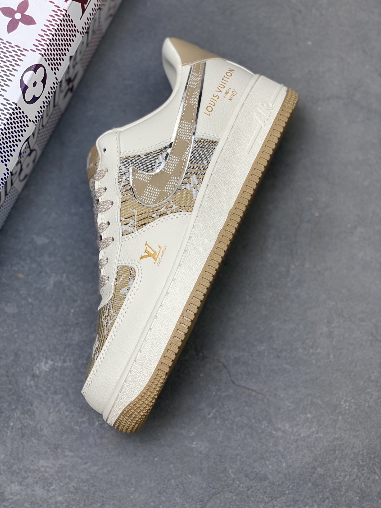 Nike Air Force 1 '07 Low Louis Vuitton Custom Sneakers Limited Edition 8 i1757434268184 5261 0 6